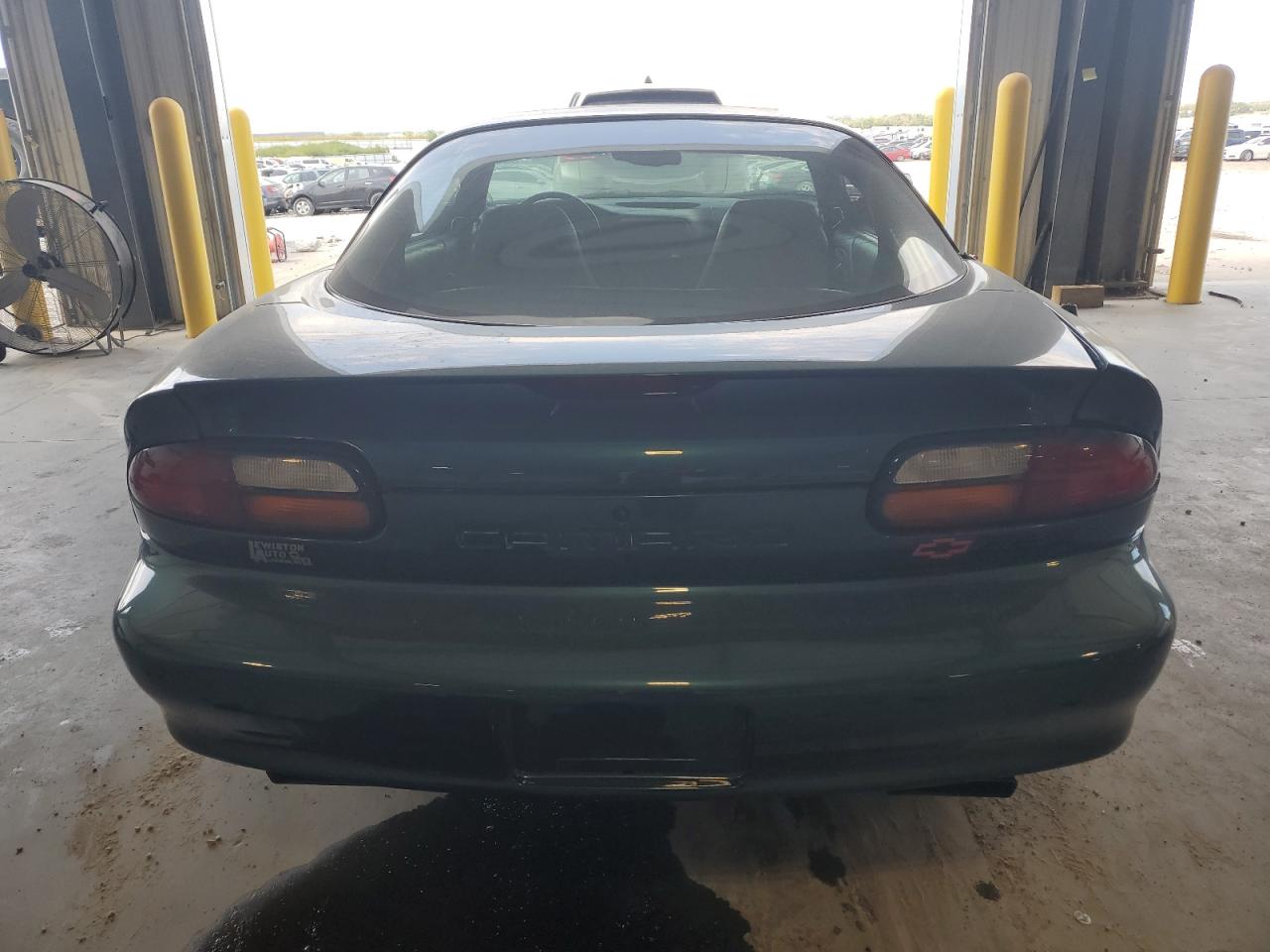 1998 Chevrolet Camaro Z28 Green vin: 2G1FP22GXW2114857