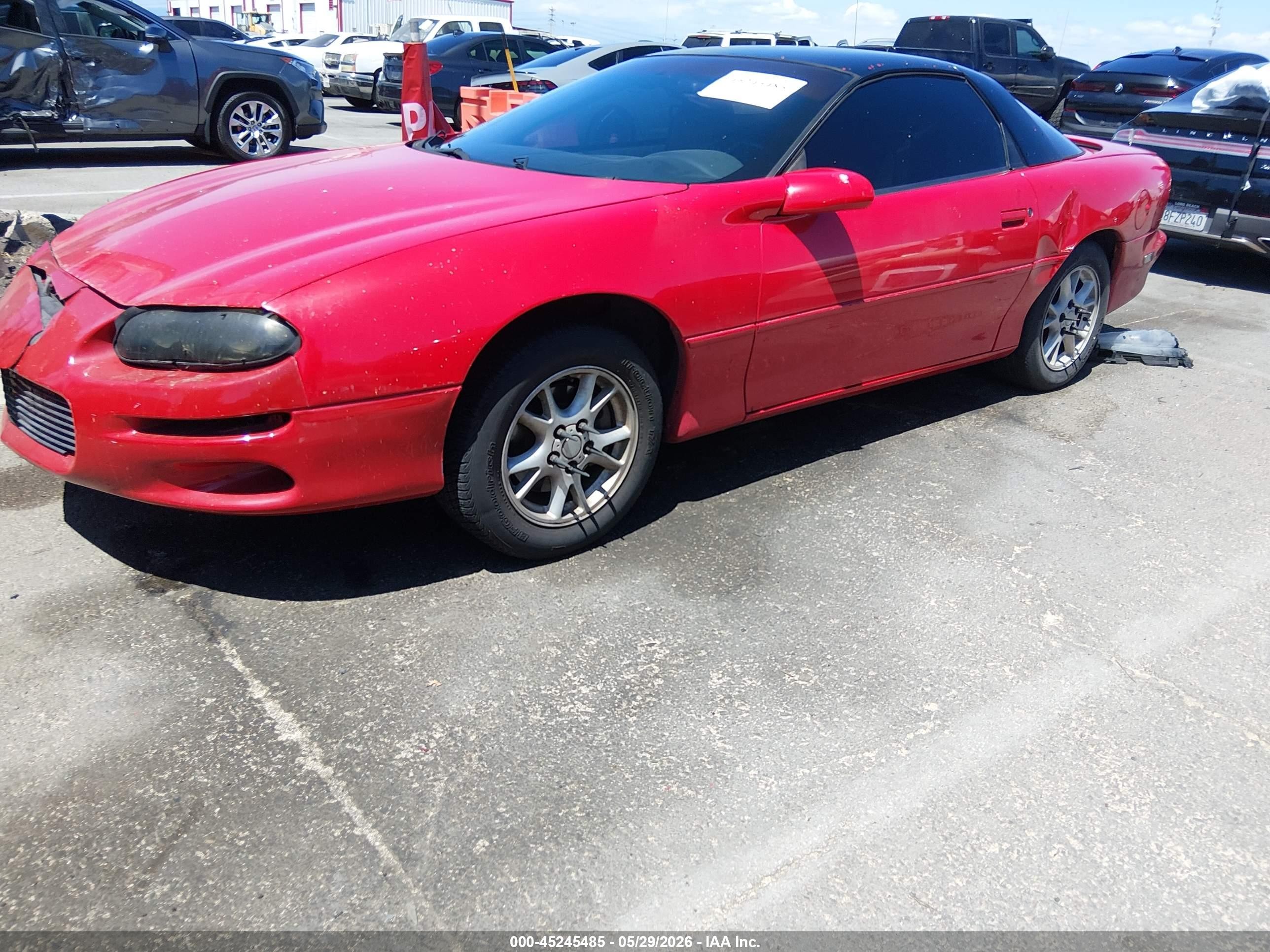 2002 Chevrolet Camaro   Red vin: 2G1FP22K022170692