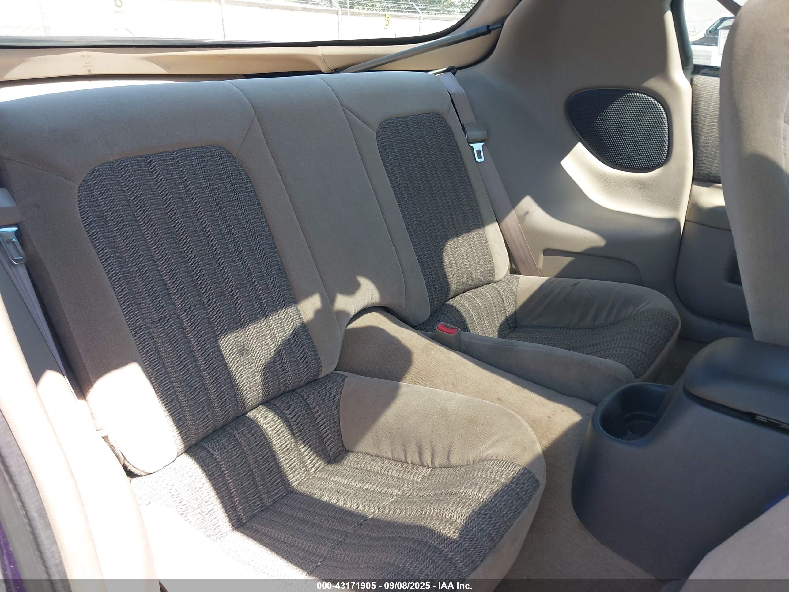 1998 Chevrolet Camaro   Purple vin: 2G1FP22K0W2110742
