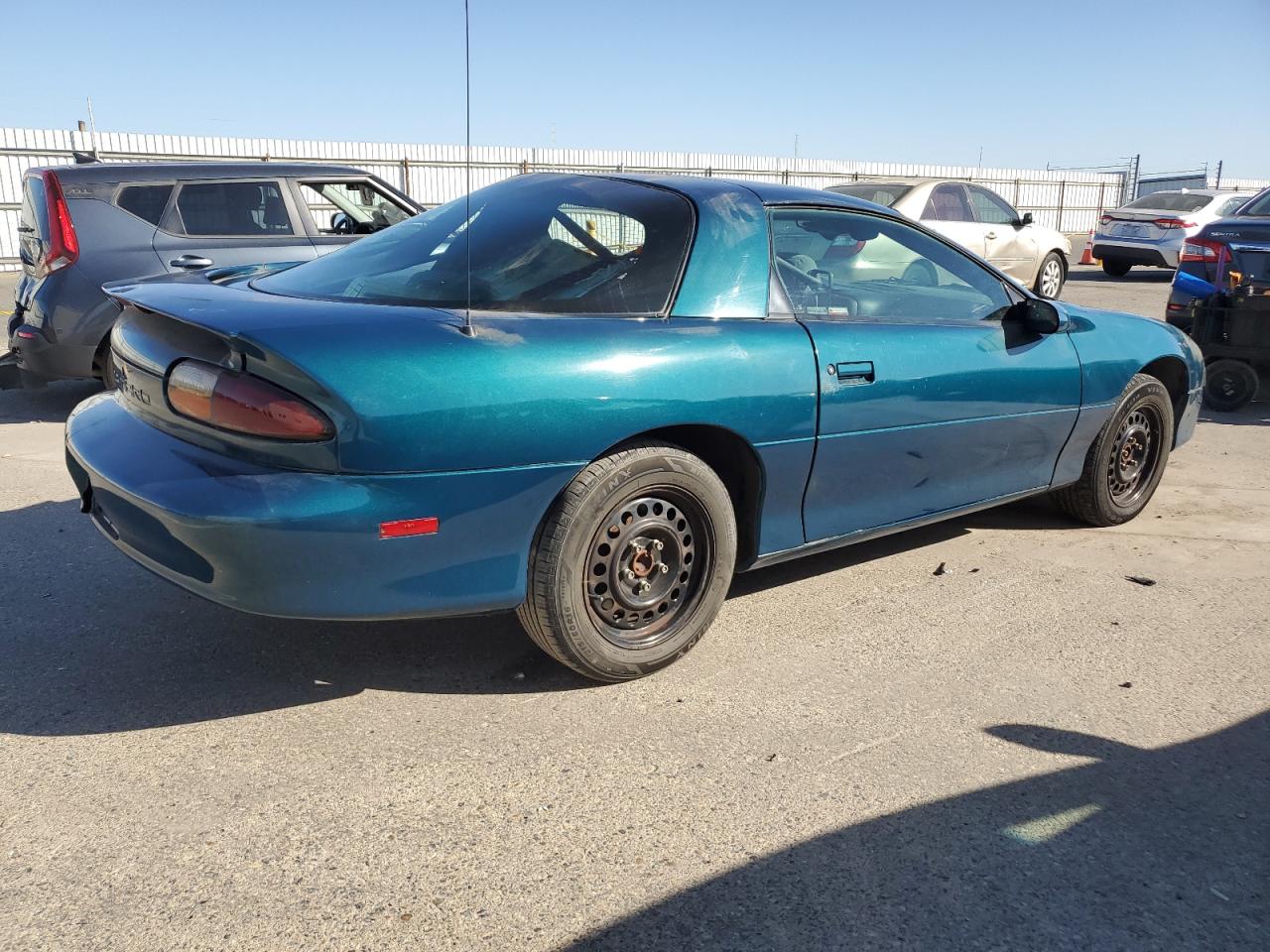 1999 Chevrolet Camaro Зеленый vin: 2G1FP22K0X2113108