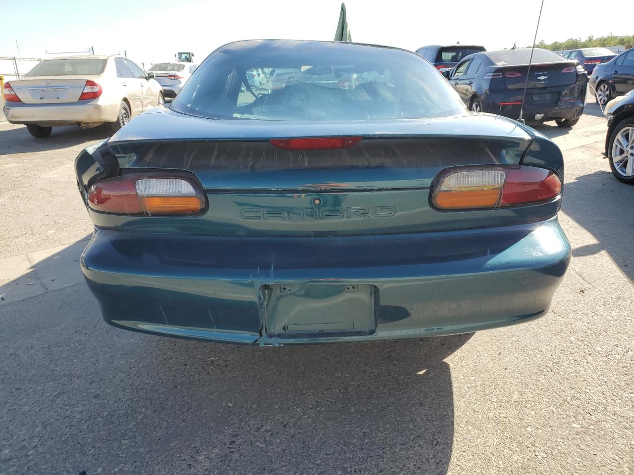 1999 Chevrolet Camaro Зеленый vin: 2G1FP22K0X2113108