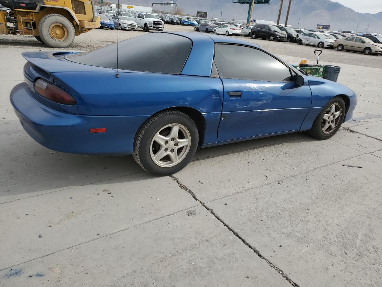 1997 Chevrolet Camaro Base Синий vin: 2G1FP22K1V2115432