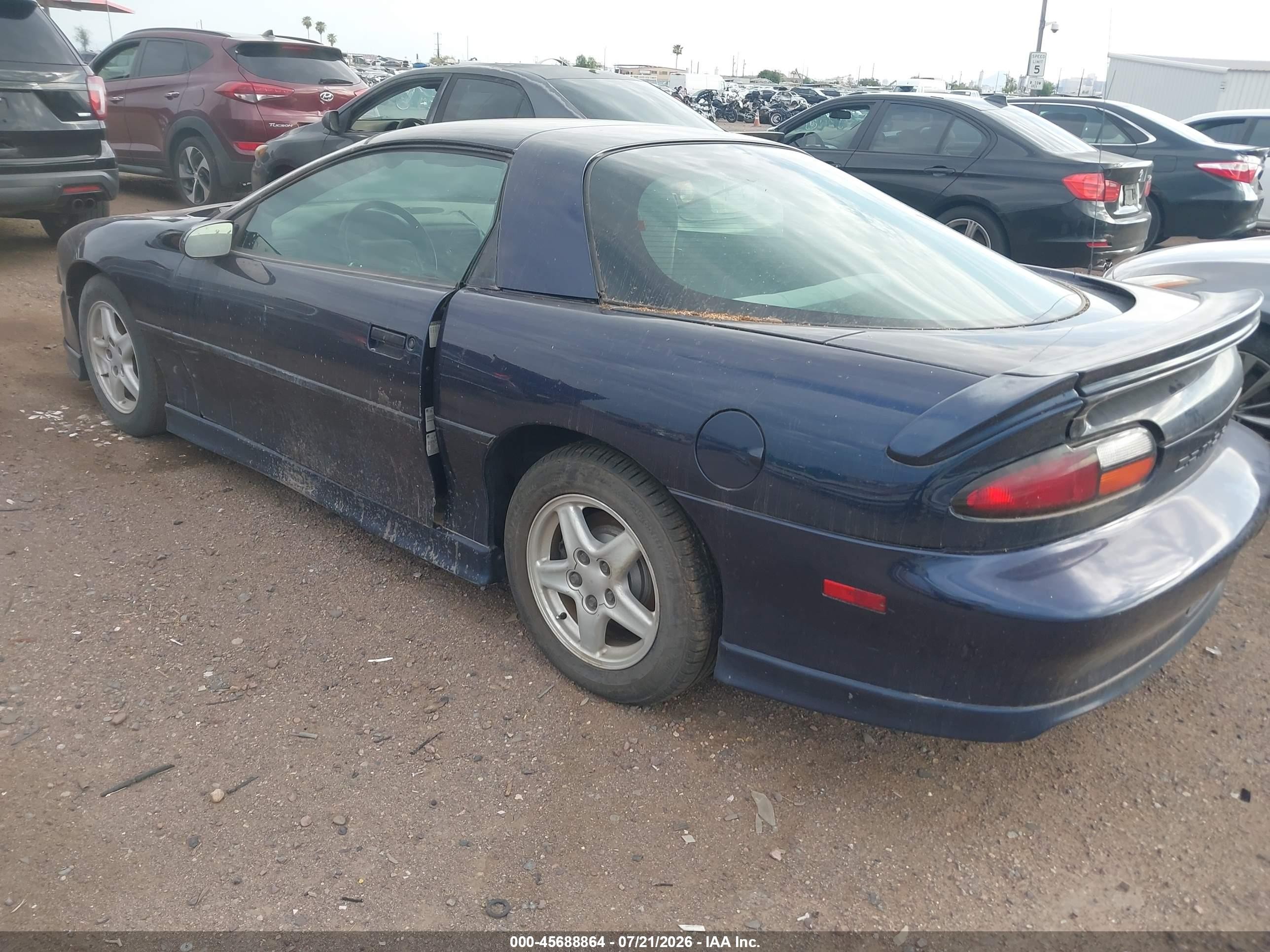 1998 Chevrolet Camaro   Purple vin: 2G1FP22K1W2113150
