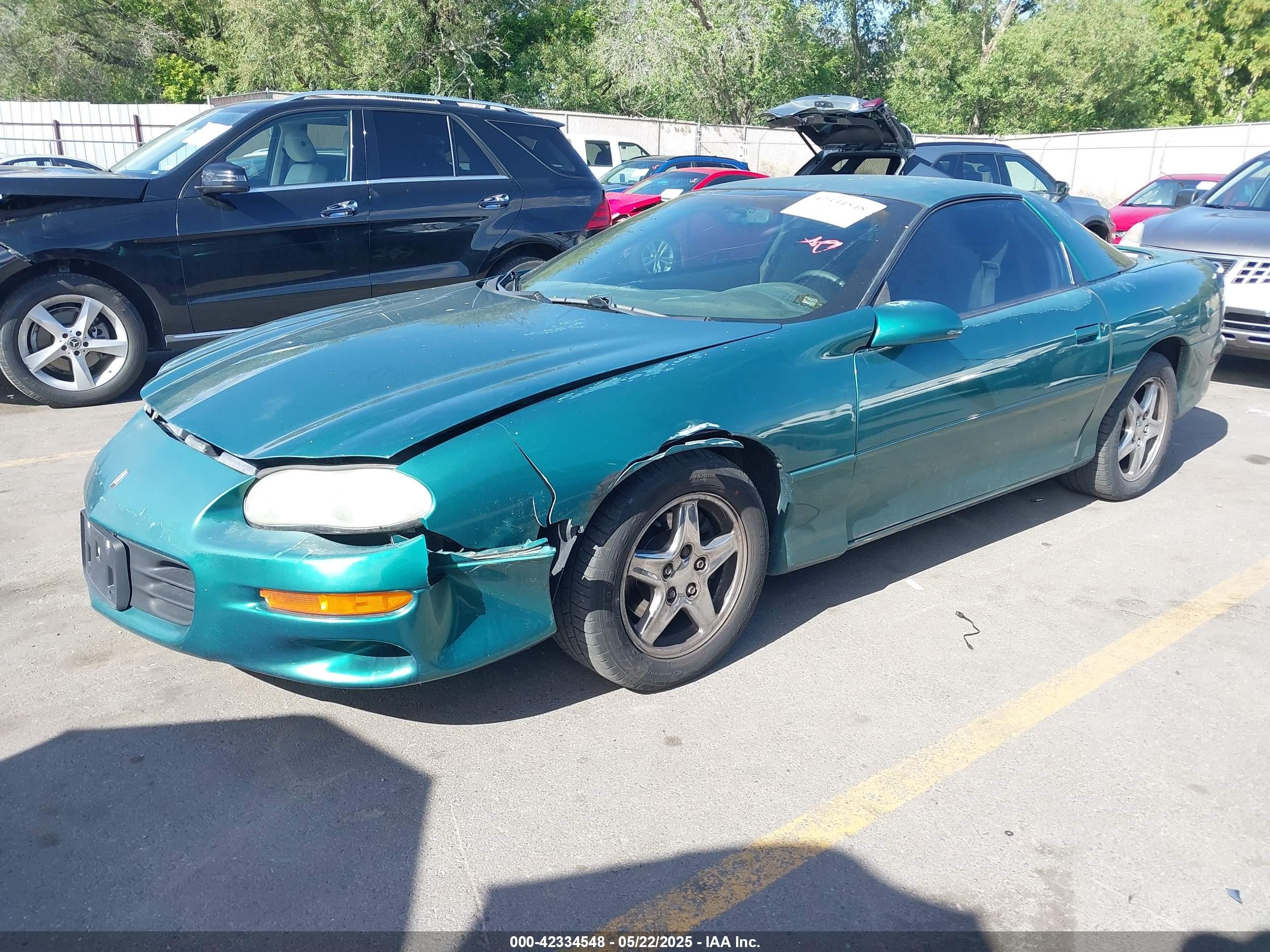 1998 Chevrolet Camaro   Зеленый vin: 2G1FP22K1W2118137