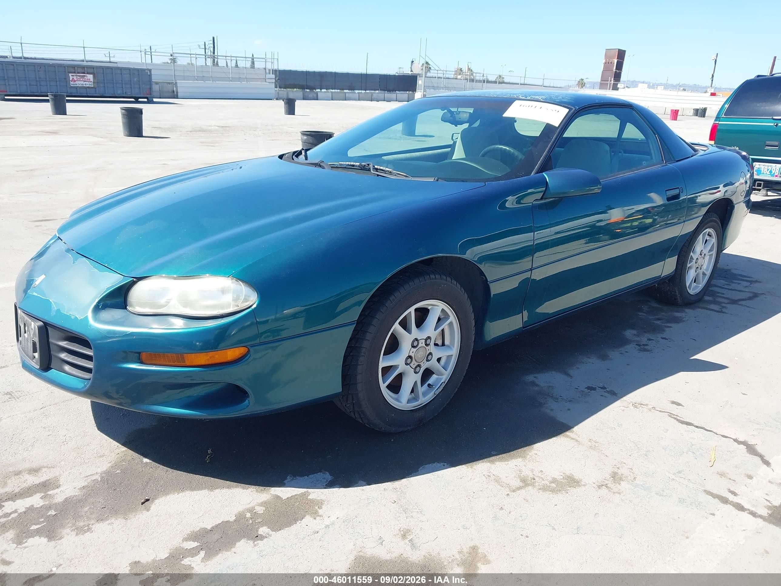 2000 Chevrolet Camaro   Зеленый vin: 2G1FP22K1Y2166322