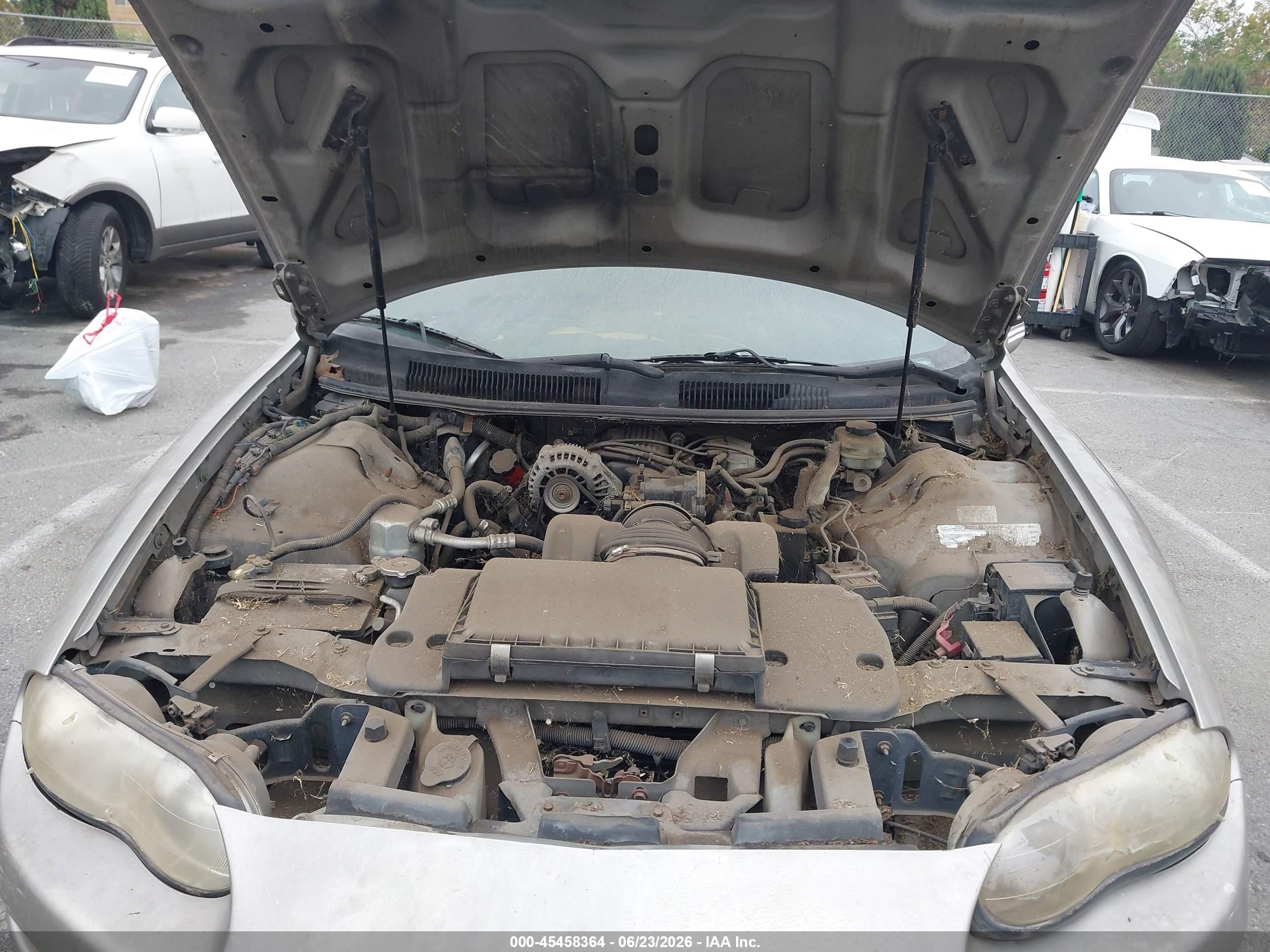 2001 Chevrolet Camaro   Silver vin: 2G1FP22K212119693