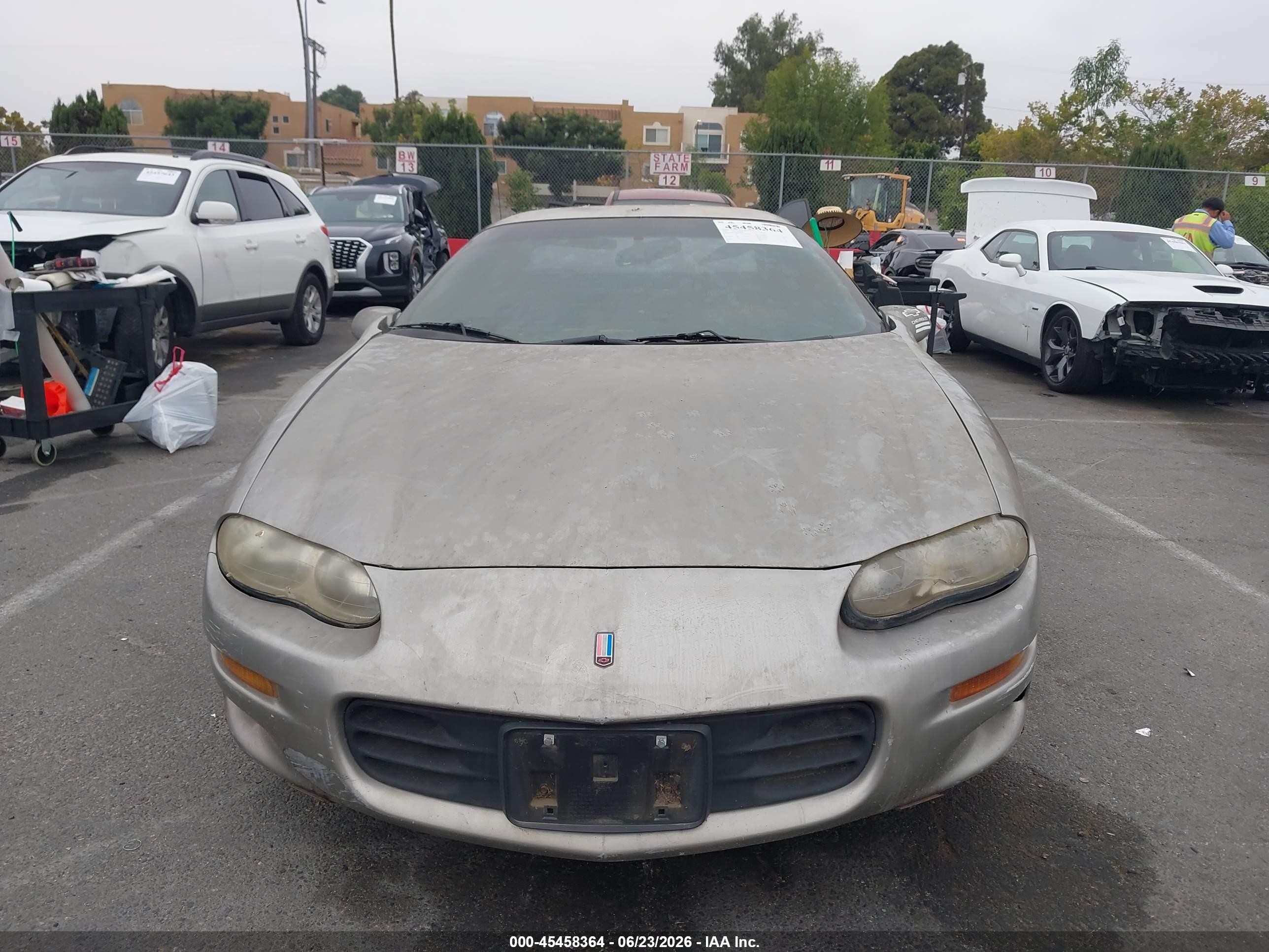 2001 Chevrolet Camaro   Silver vin: 2G1FP22K212119693
