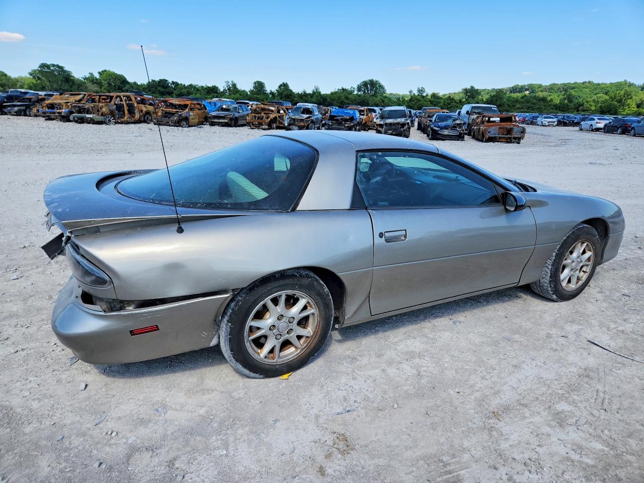 2002 Chevrolet Camaro Silver vin: 2G1FP22K222145311
