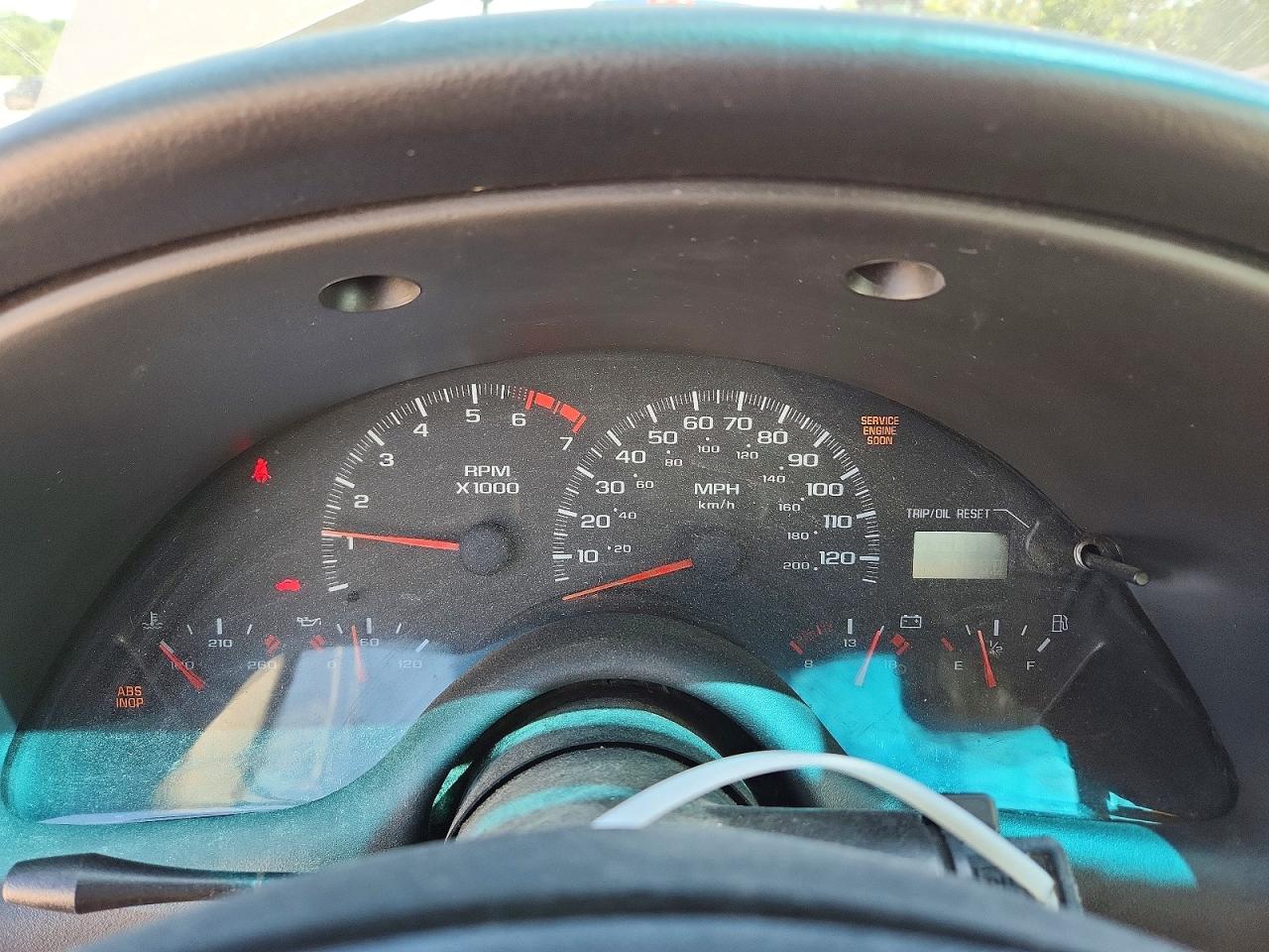 2002 Chevrolet Camaro Silver vin: 2G1FP22K222145311