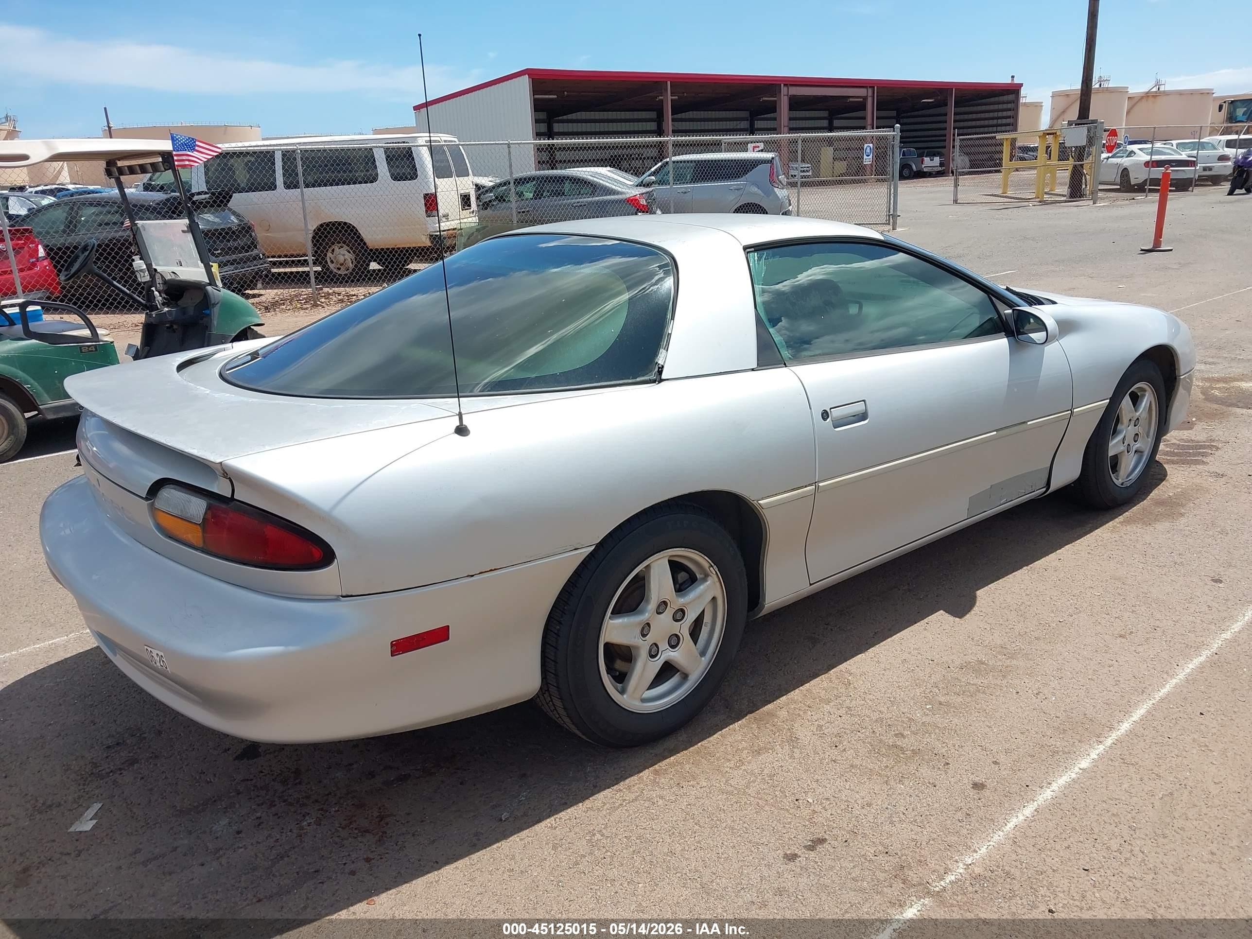 1998 Chevrolet Camaro   Silver vin: 2G1FP22K2W2100939