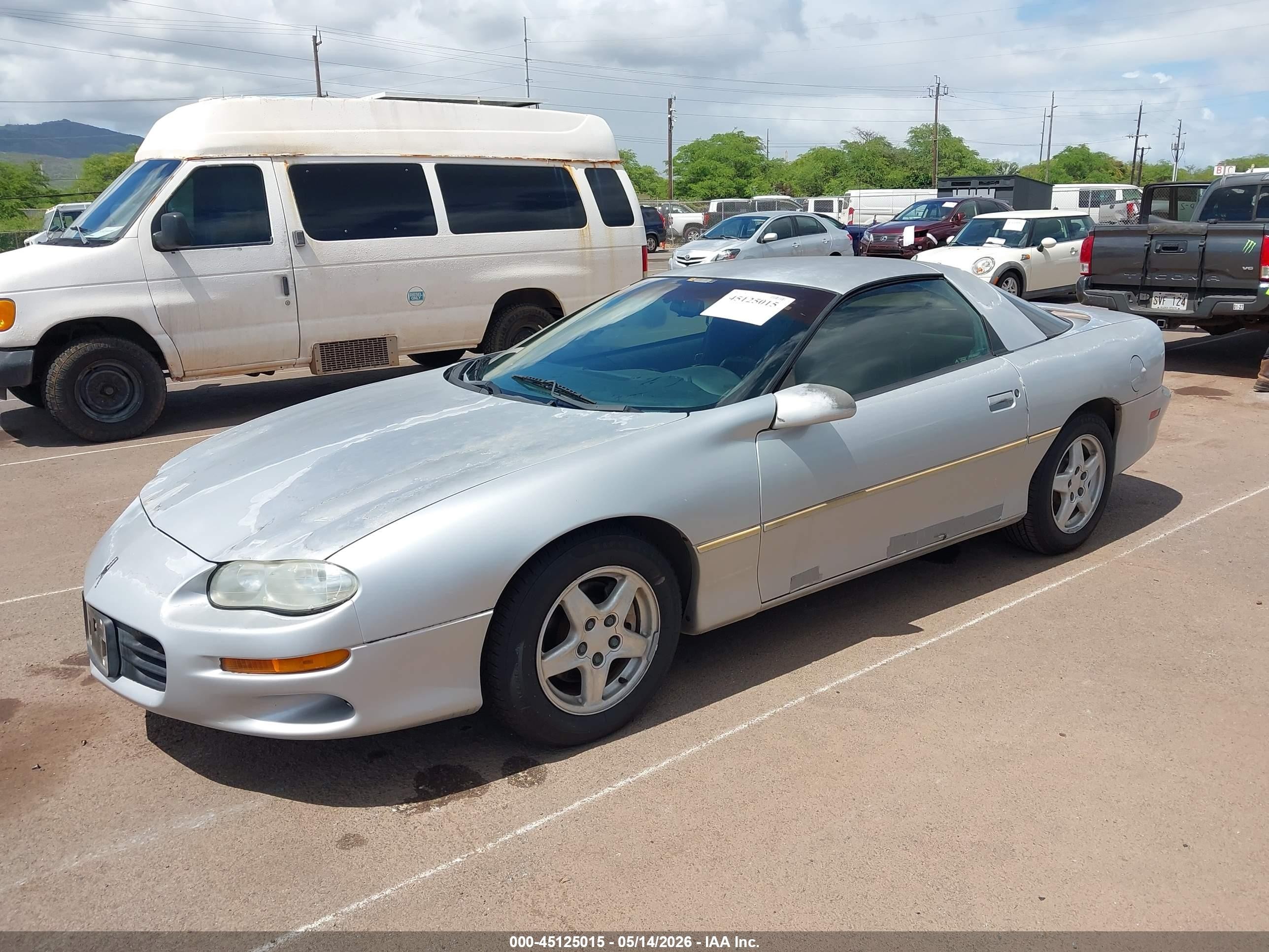 1998 Chevrolet Camaro   Silver vin: 2G1FP22K2W2100939