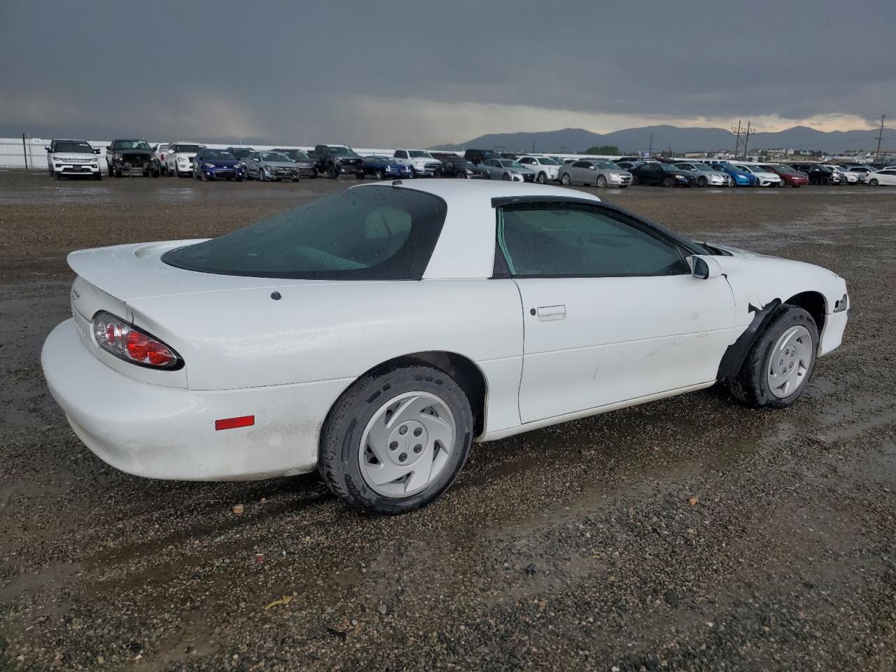 1999 Chevrolet Camaro Белый vin: 2G1FP22K2X2101252