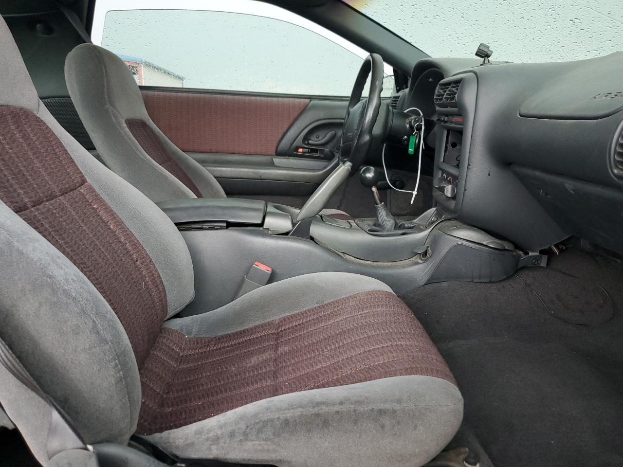 1999 Chevrolet Camaro Белый vin: 2G1FP22K2X2101252