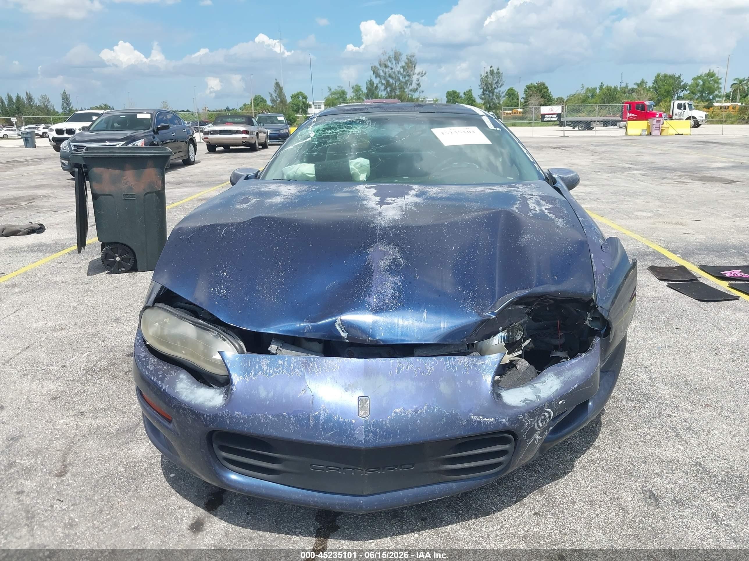 2000 Chevrolet Camaro   Blue vin: 2G1FP22K2Y2128954