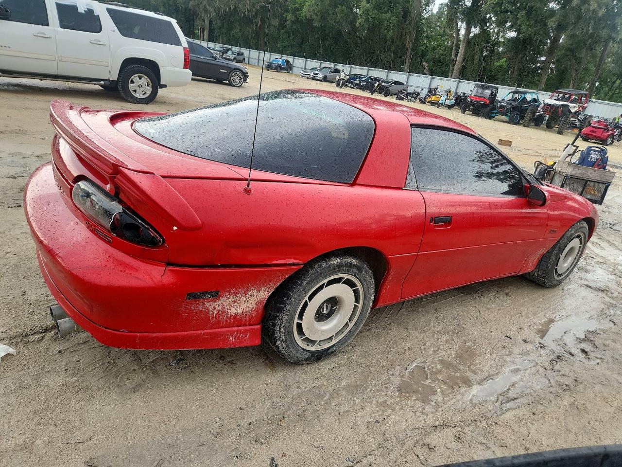 1997 Chevrolet Camaro Base Красный vin: 2G1FP22K3V2109955