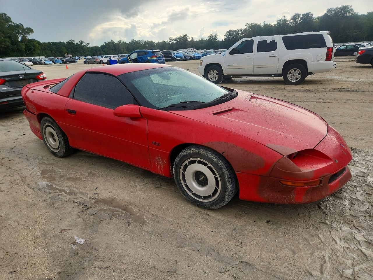 1997 Chevrolet Camaro Base Красный vin: 2G1FP22K3V2109955