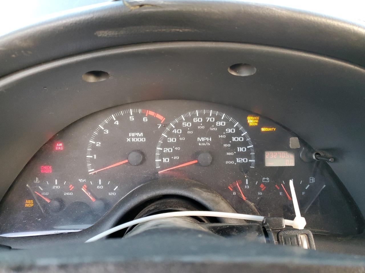 1998 Chevrolet Camaro Двухцветный vin: 2G1FP22K3W2153598