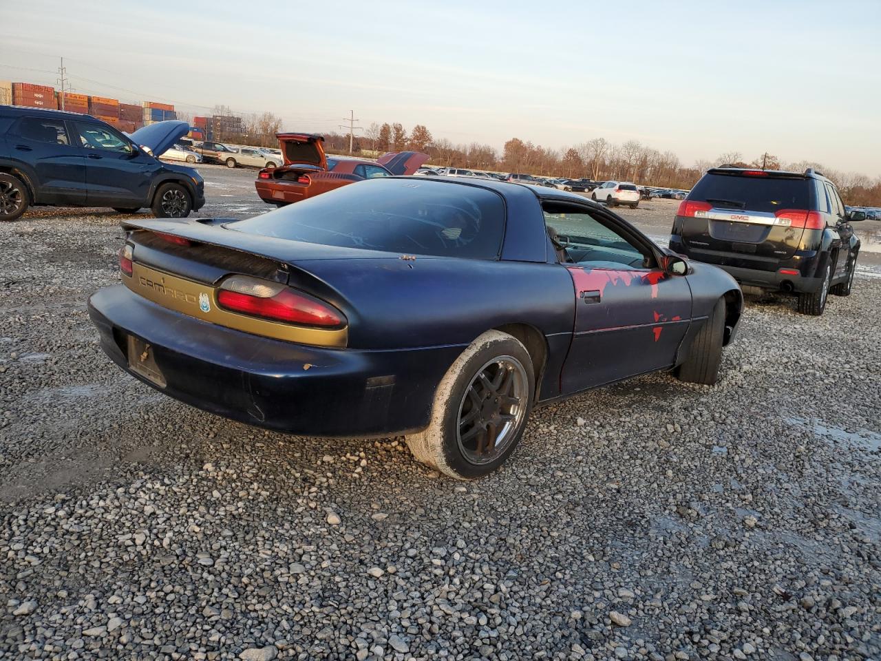 1998 Chevrolet Camaro Двухцветный vin: 2G1FP22K3W2153598