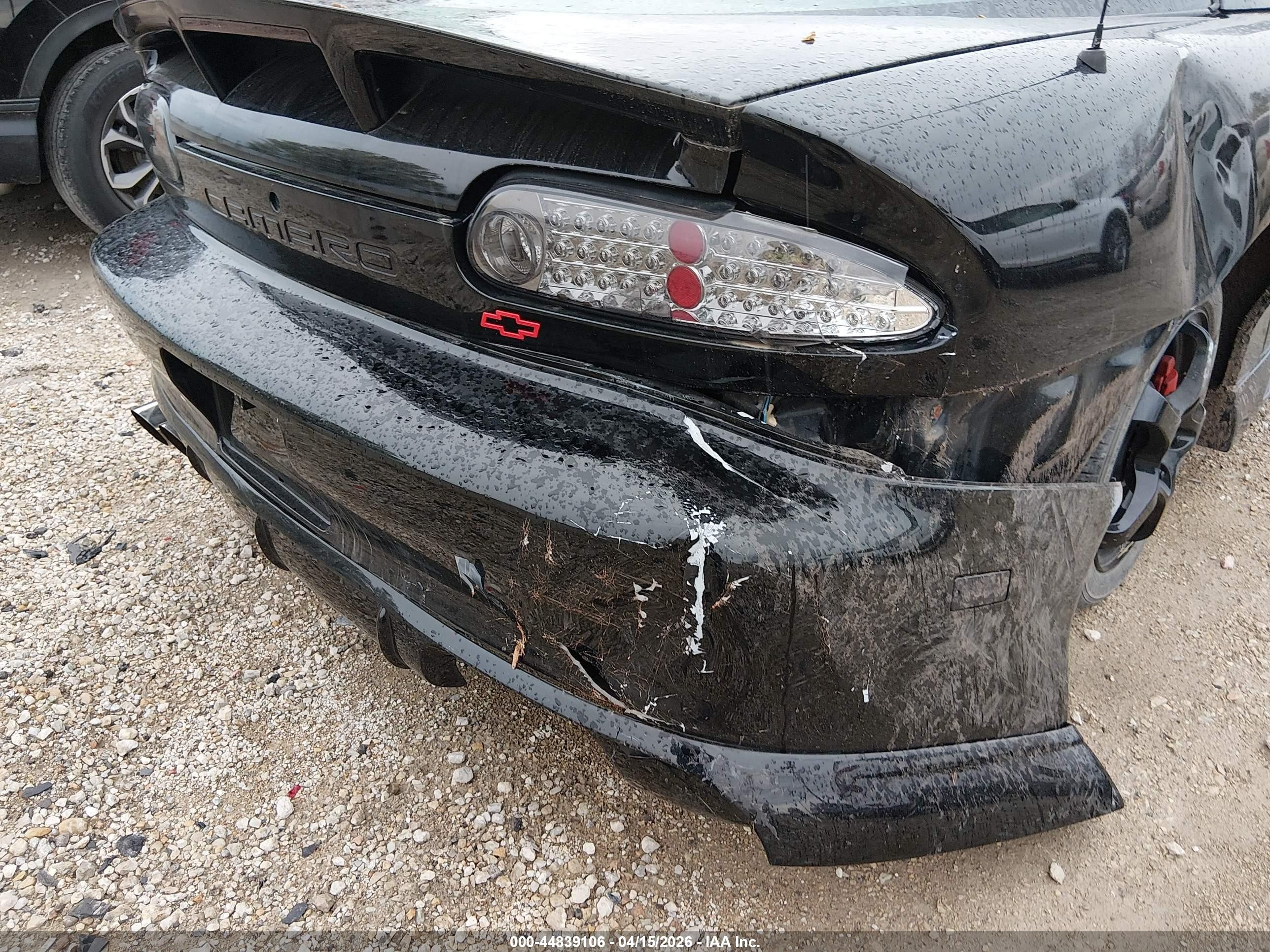 1999 Chevrolet Camaro   Черный vin: 2G1FP22K3X2107111