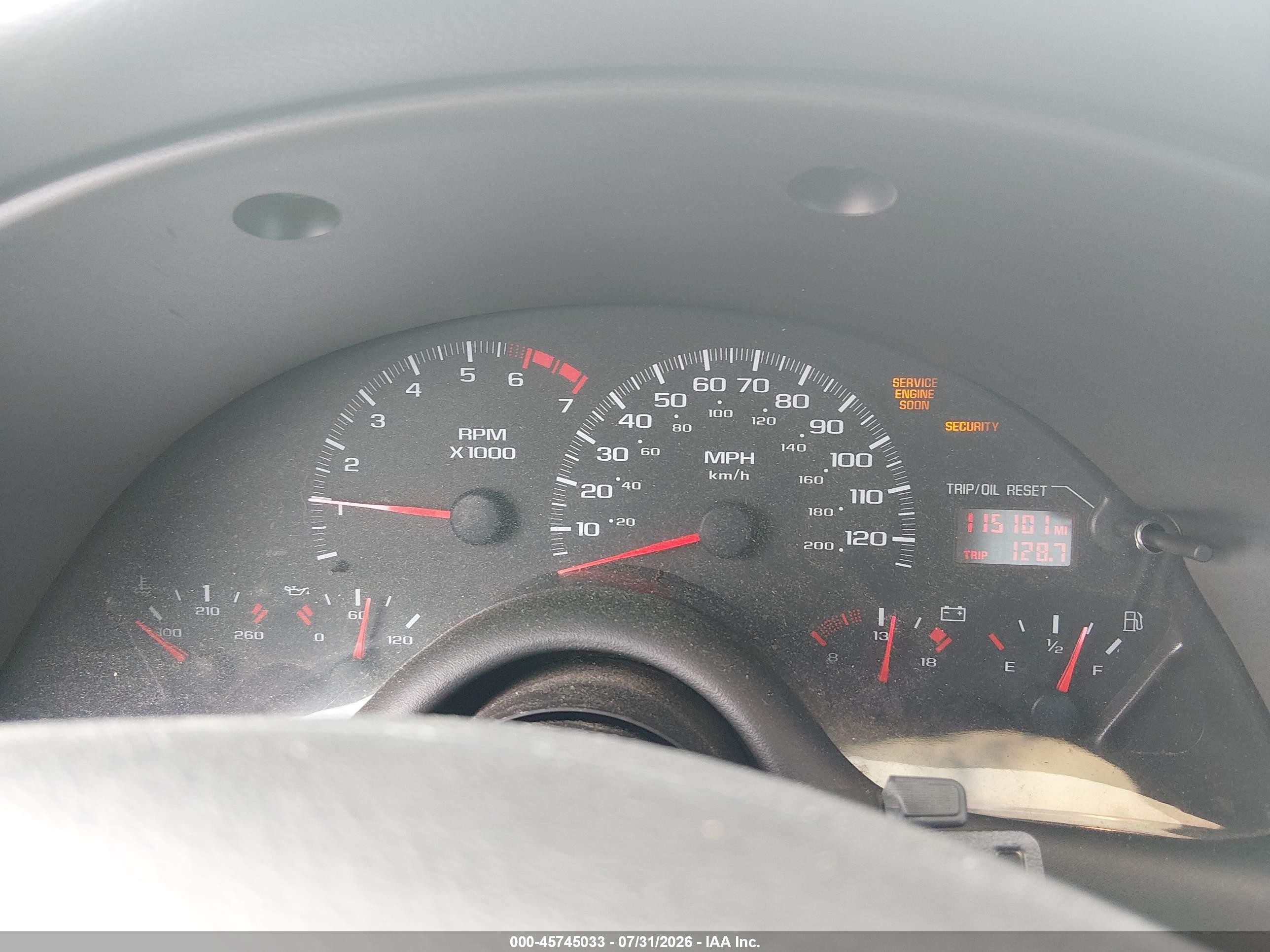 2000 Chevrolet Camaro   Silver vin: 2G1FP22K3Y2134973