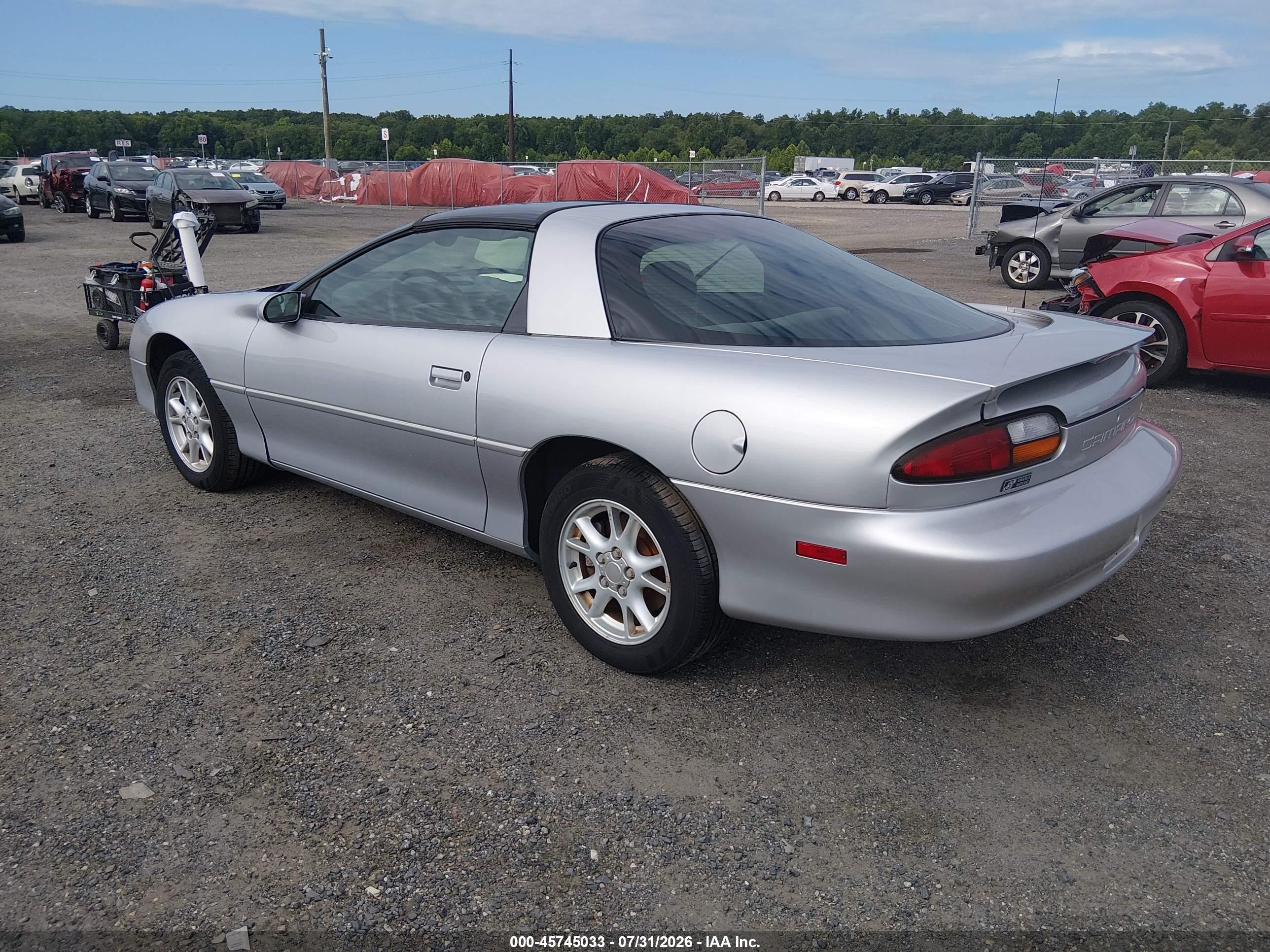 2000 Chevrolet Camaro   Silver vin: 2G1FP22K3Y2134973