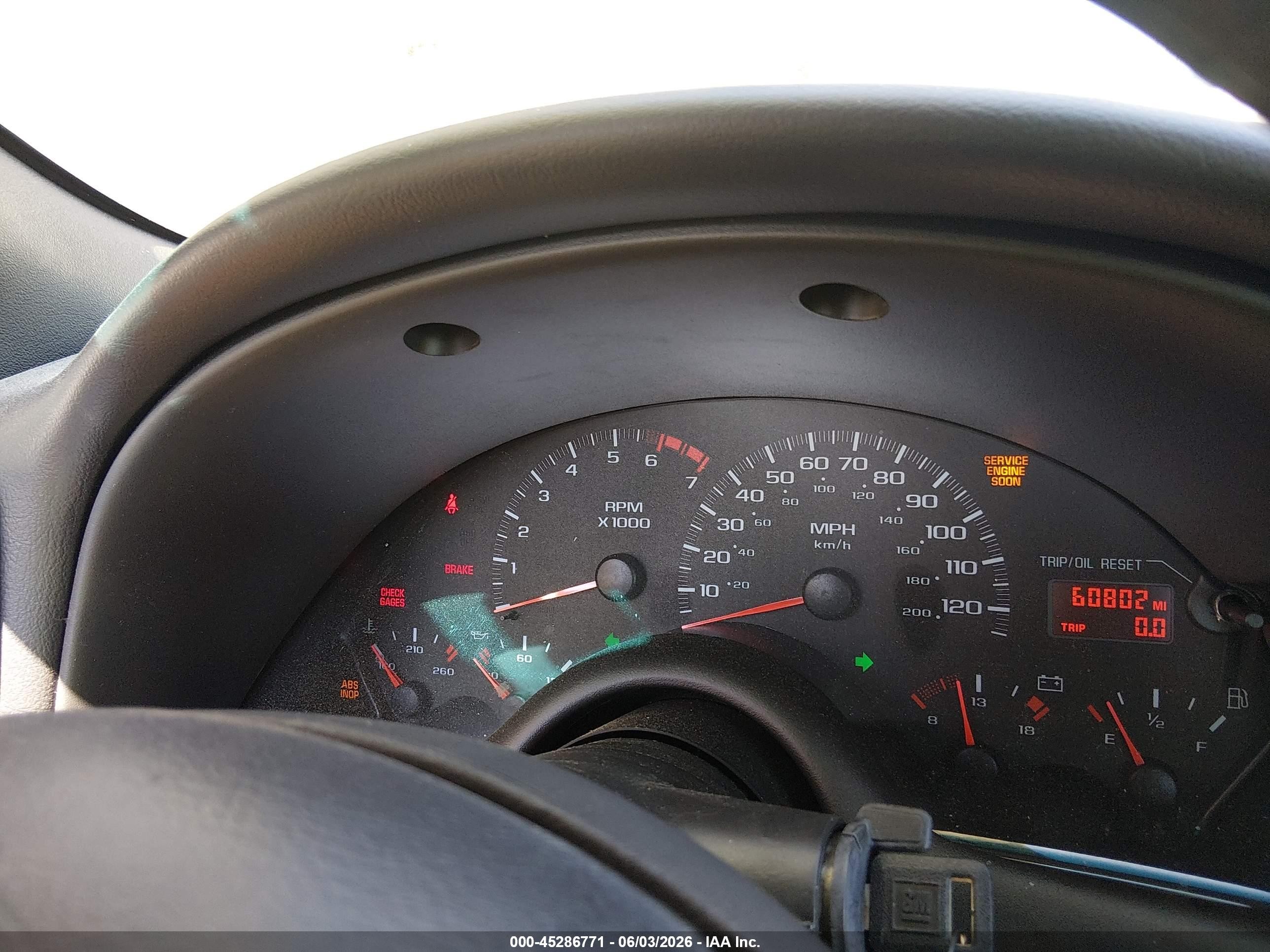 2001 Chevrolet Camaro   Tan vin: 2G1FP22K412114902