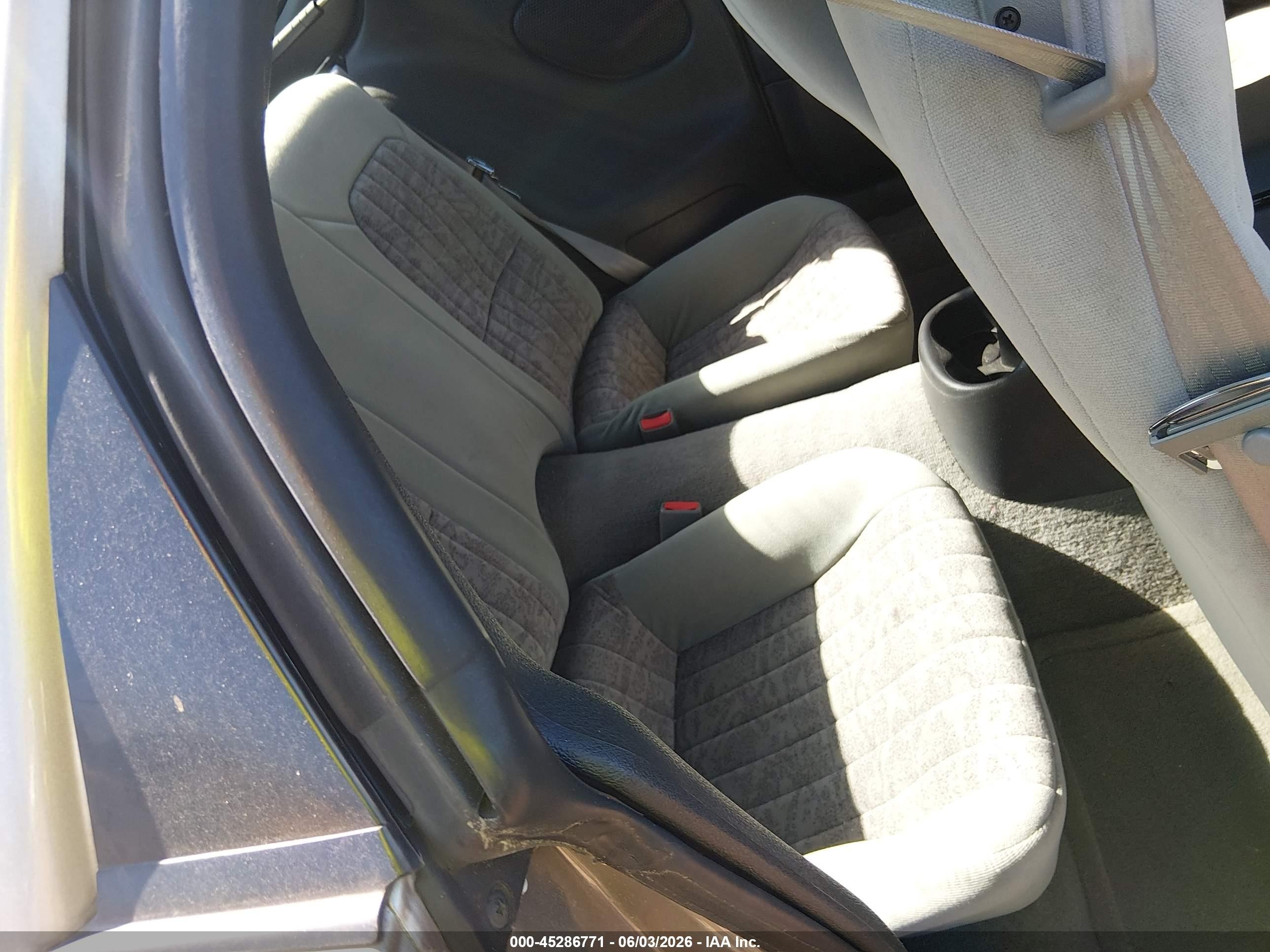 2001 Chevrolet Camaro   Tan vin: 2G1FP22K412114902