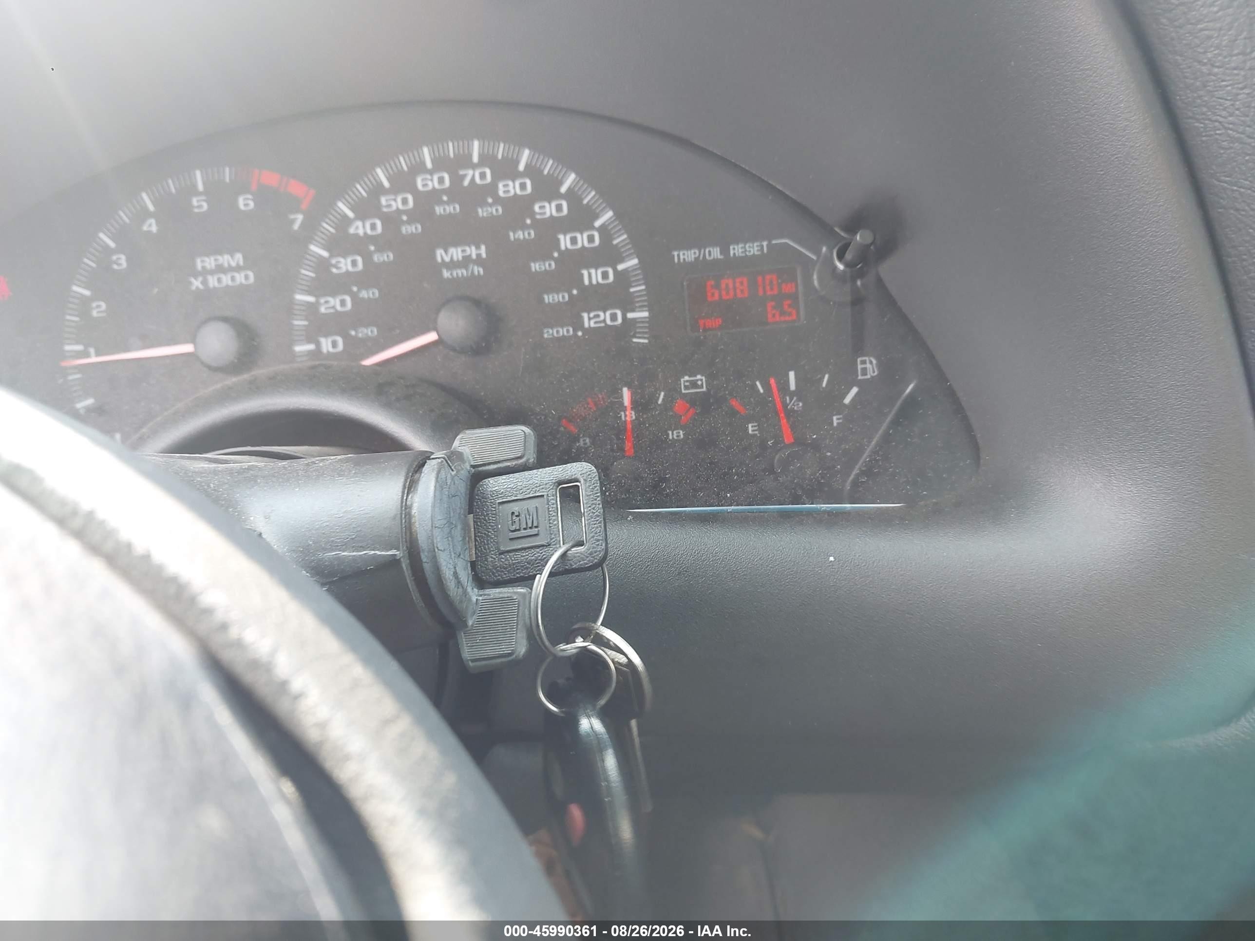 2001 Chevrolet Camaro   Silver vin: 2G1FP22K412114902