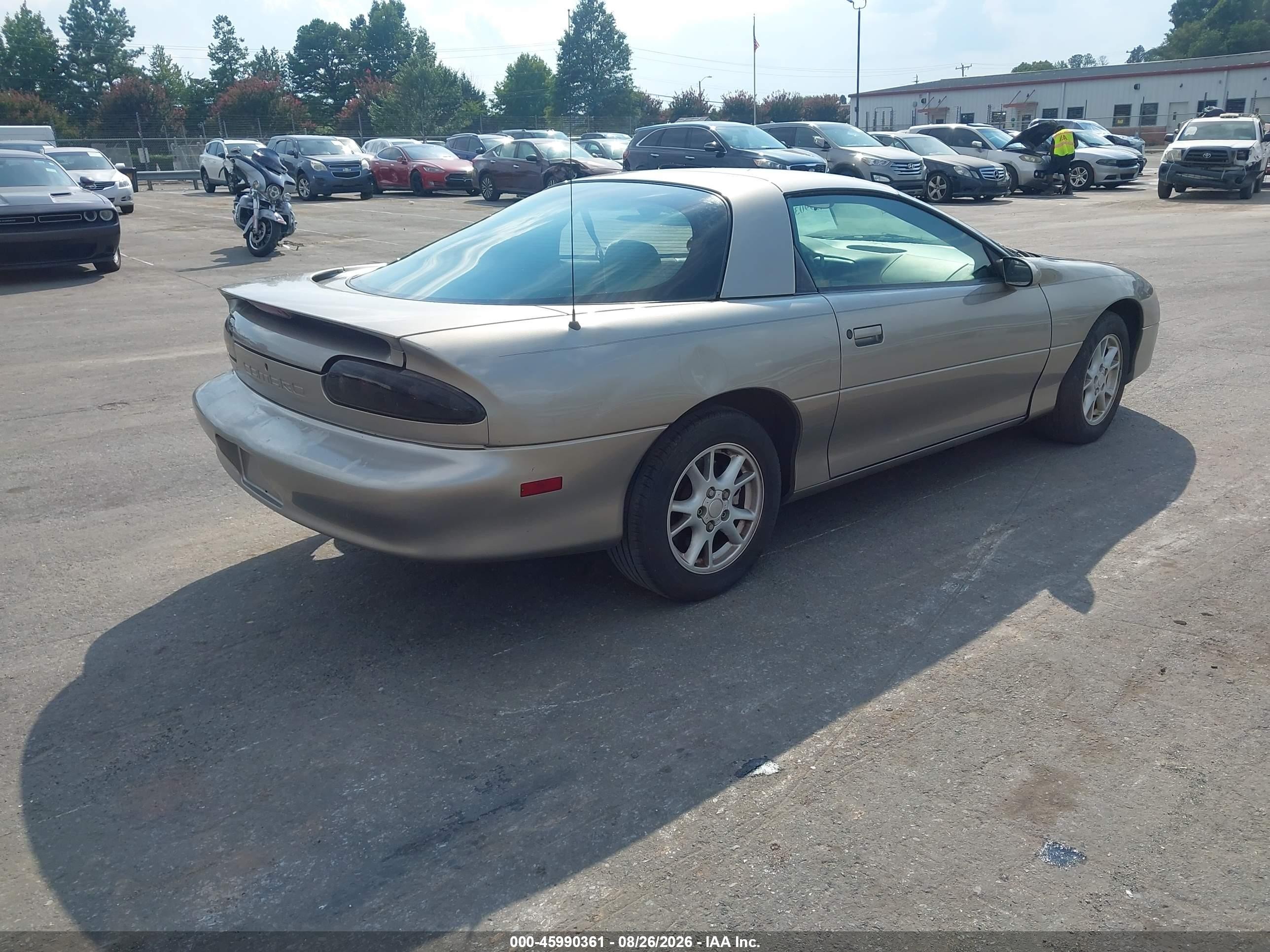2001 Chevrolet Camaro   Silver vin: 2G1FP22K412114902