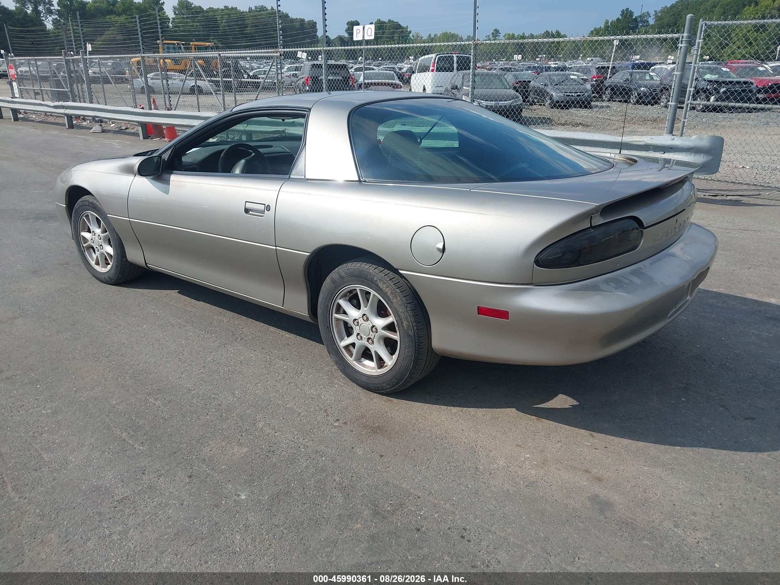 2001 Chevrolet Camaro   Silver vin: 2G1FP22K412114902