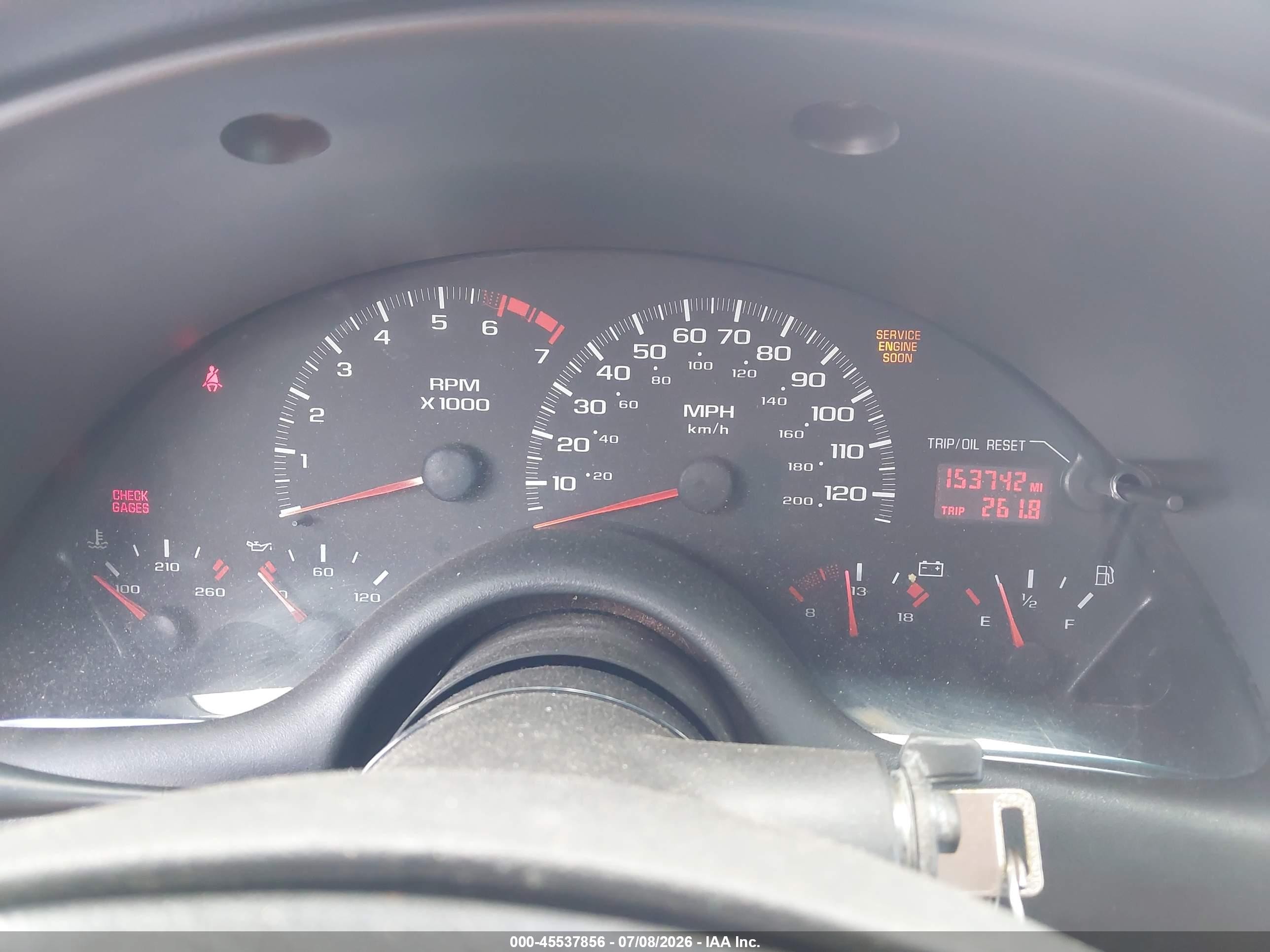 2002 Chevrolet Camaro   White vin: 2G1FP22K422137274