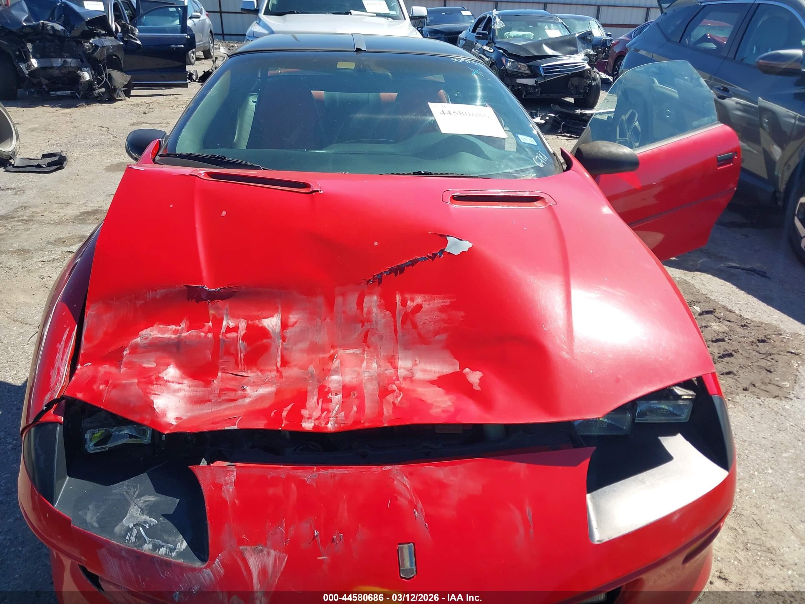 1997 Chevrolet Camaro   Red vin: 2G1FP22K4V2126781