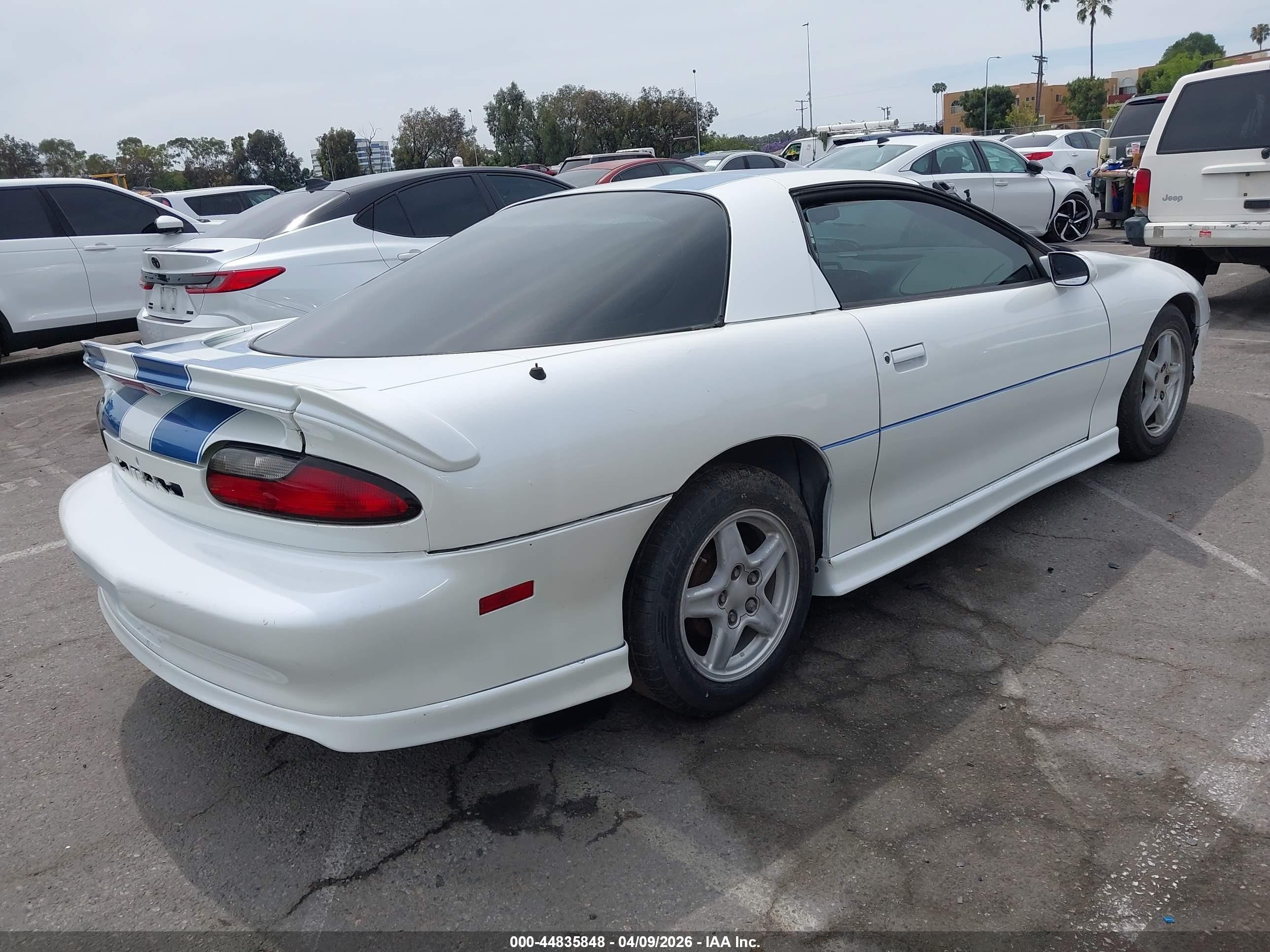 1997 Chevrolet Camaro Rs White vin: 2G1FP22K4V2133424