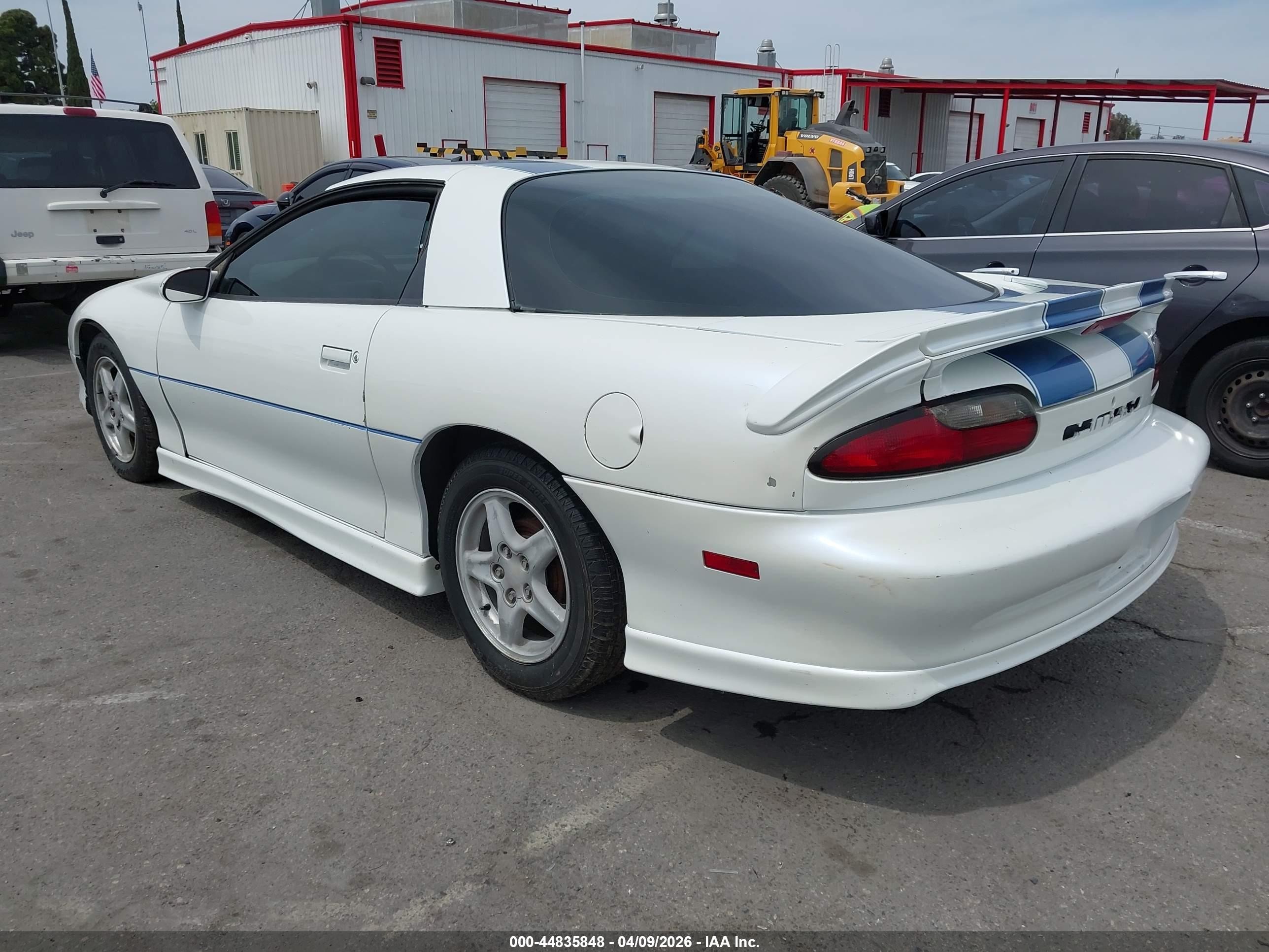 1997 Chevrolet Camaro Rs White vin: 2G1FP22K4V2133424