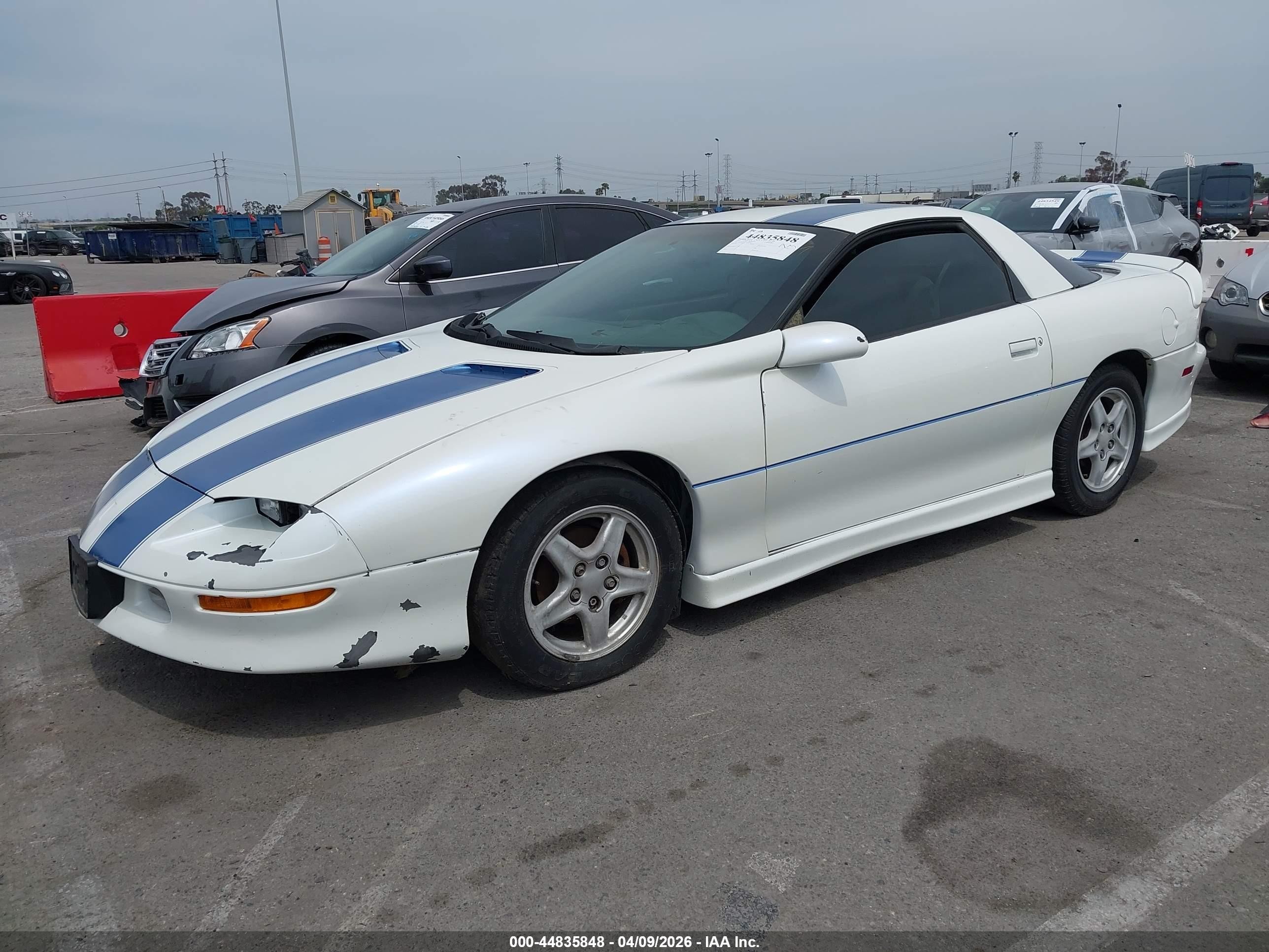 1997 Chevrolet Camaro Rs White vin: 2G1FP22K4V2133424