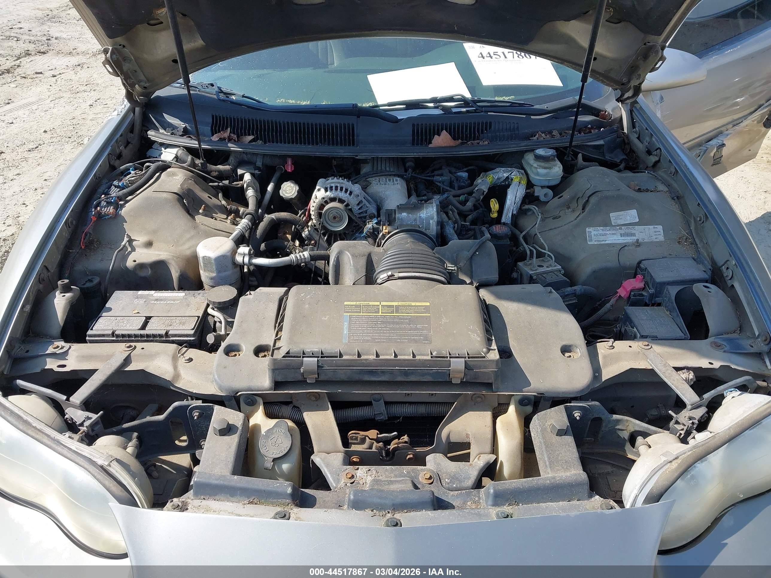 1999 Chevrolet Camaro   Beige vin: 2G1FP22K4X2102869