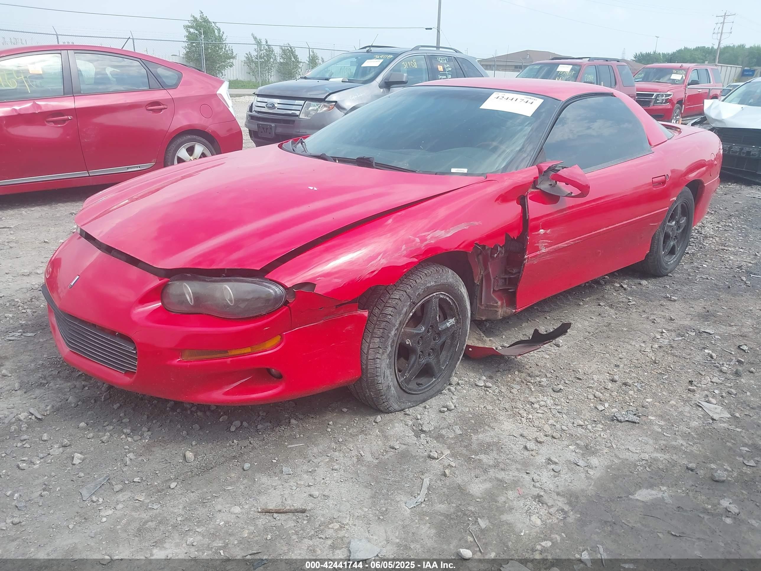 1999 Chevrolet Camaro   Red vin: 2G1FP22K4X2107196