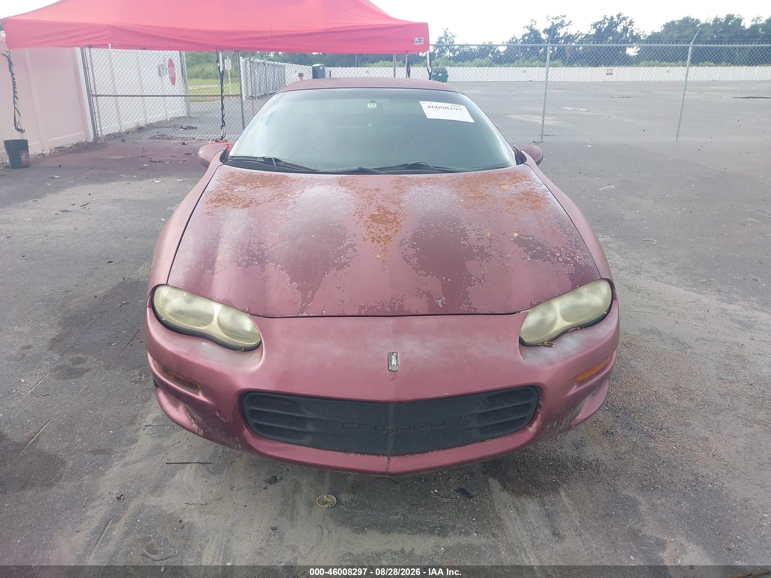 2000 Chevrolet Camaro   Burgundy vin: 2G1FP22K4Y2123111