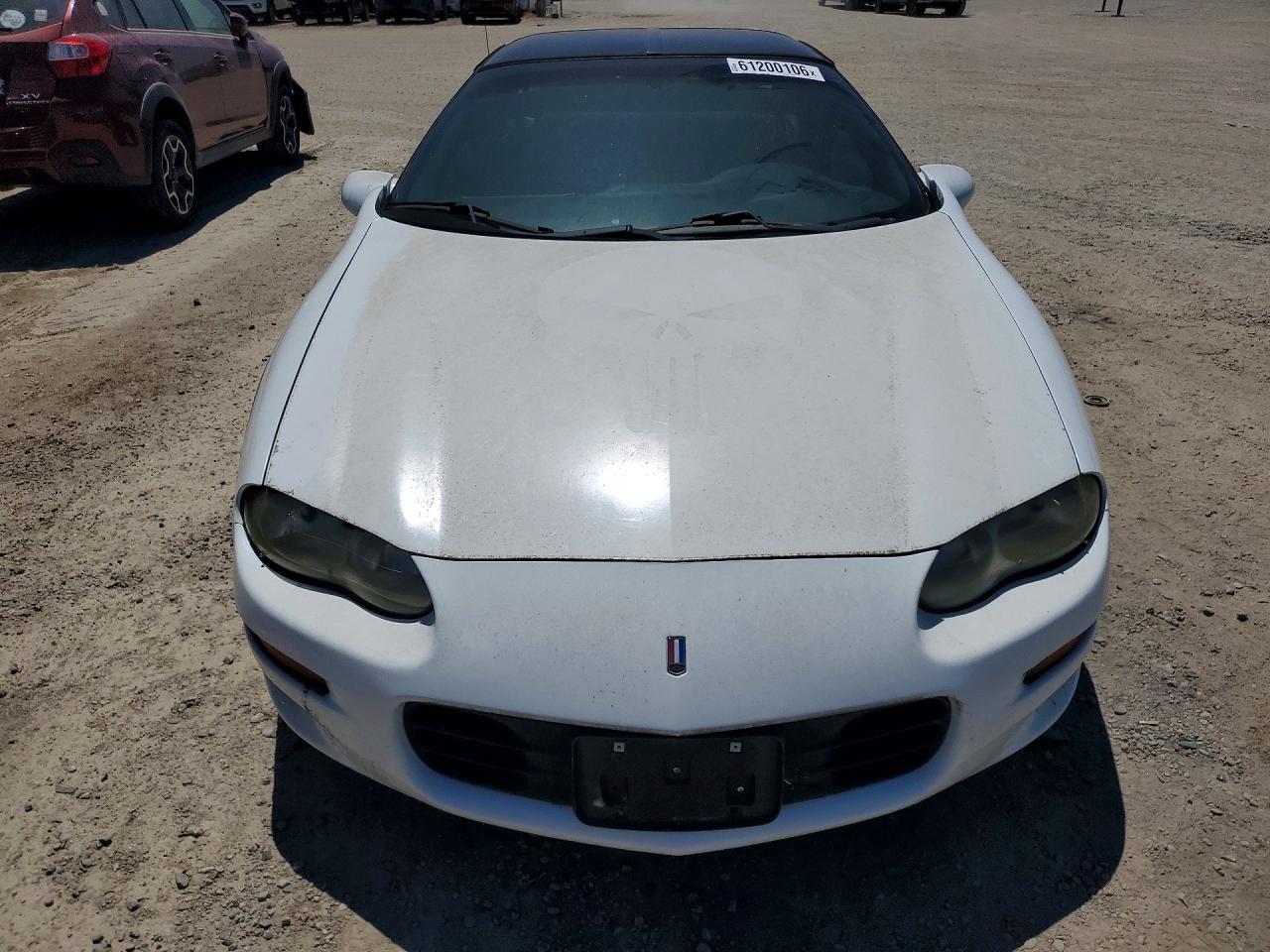 2001 Chevrolet Camaro White vin: 2G1FP22K512131594