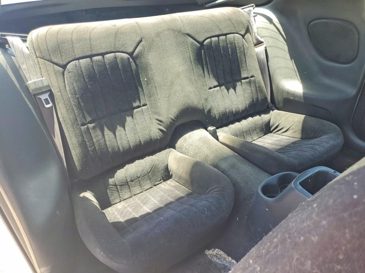 2001 Chevrolet Camaro White vin: 2G1FP22K512131594