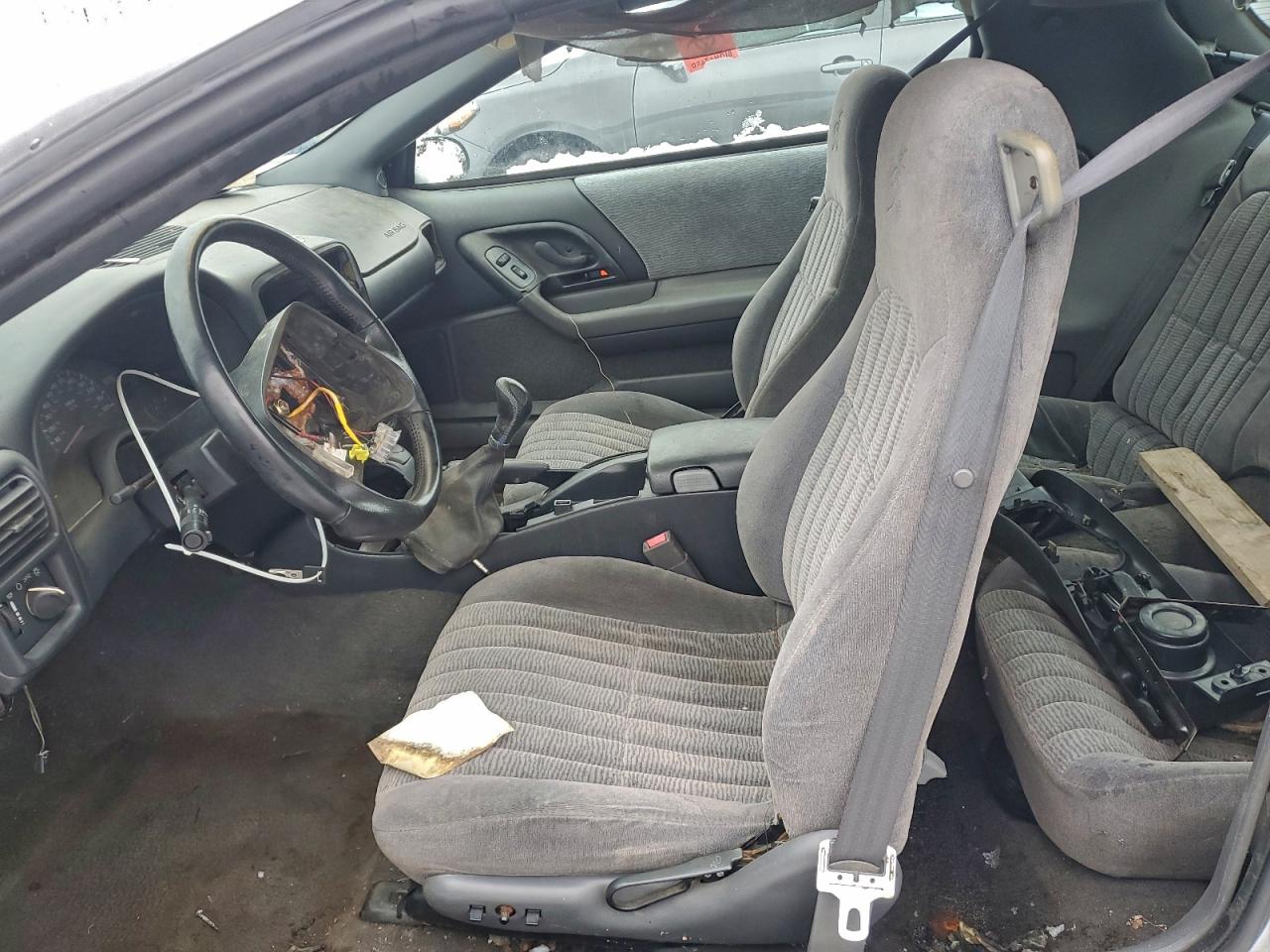 1997 Chevrolet Camaro Base White vin: 2G1FP22K5V2127003