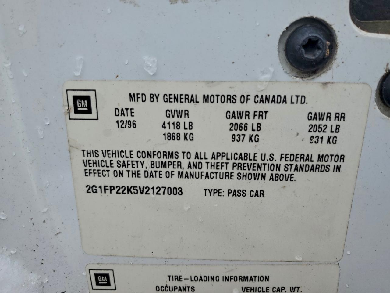 1997 Chevrolet Camaro Base White vin: 2G1FP22K5V2127003