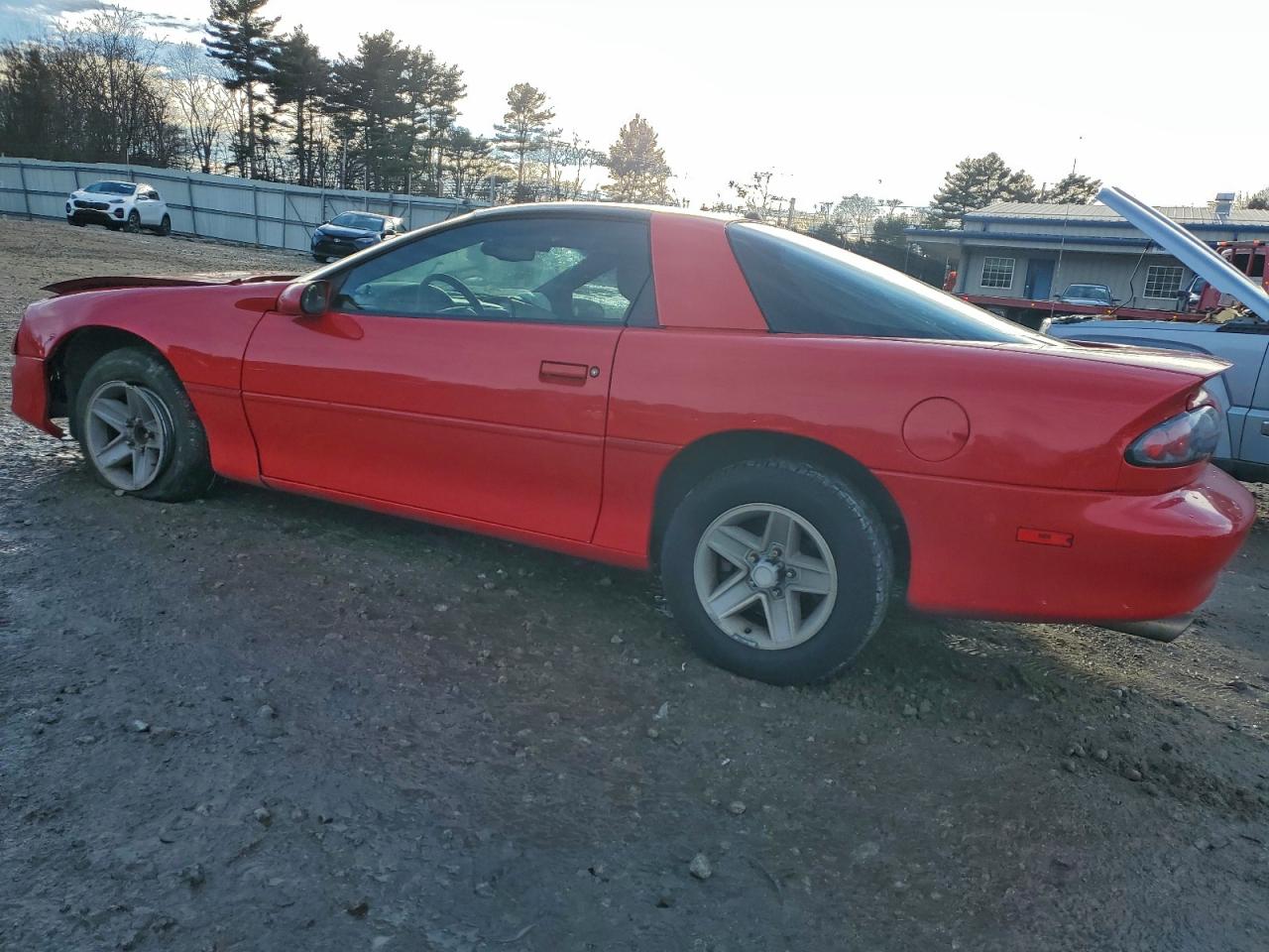 1998 Chevrolet Camaro Red vin: 2G1FP22K5W2114706