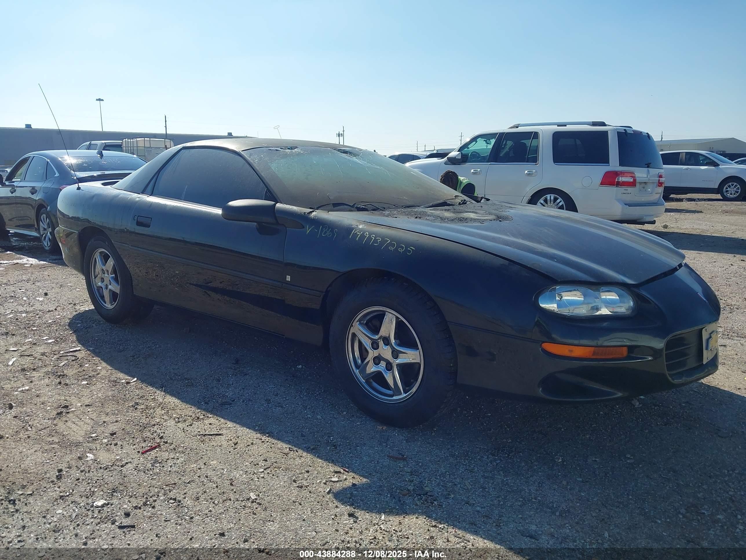 1999 Chevrolet Camaro   Черный vin: 2G1FP22K5X2111869