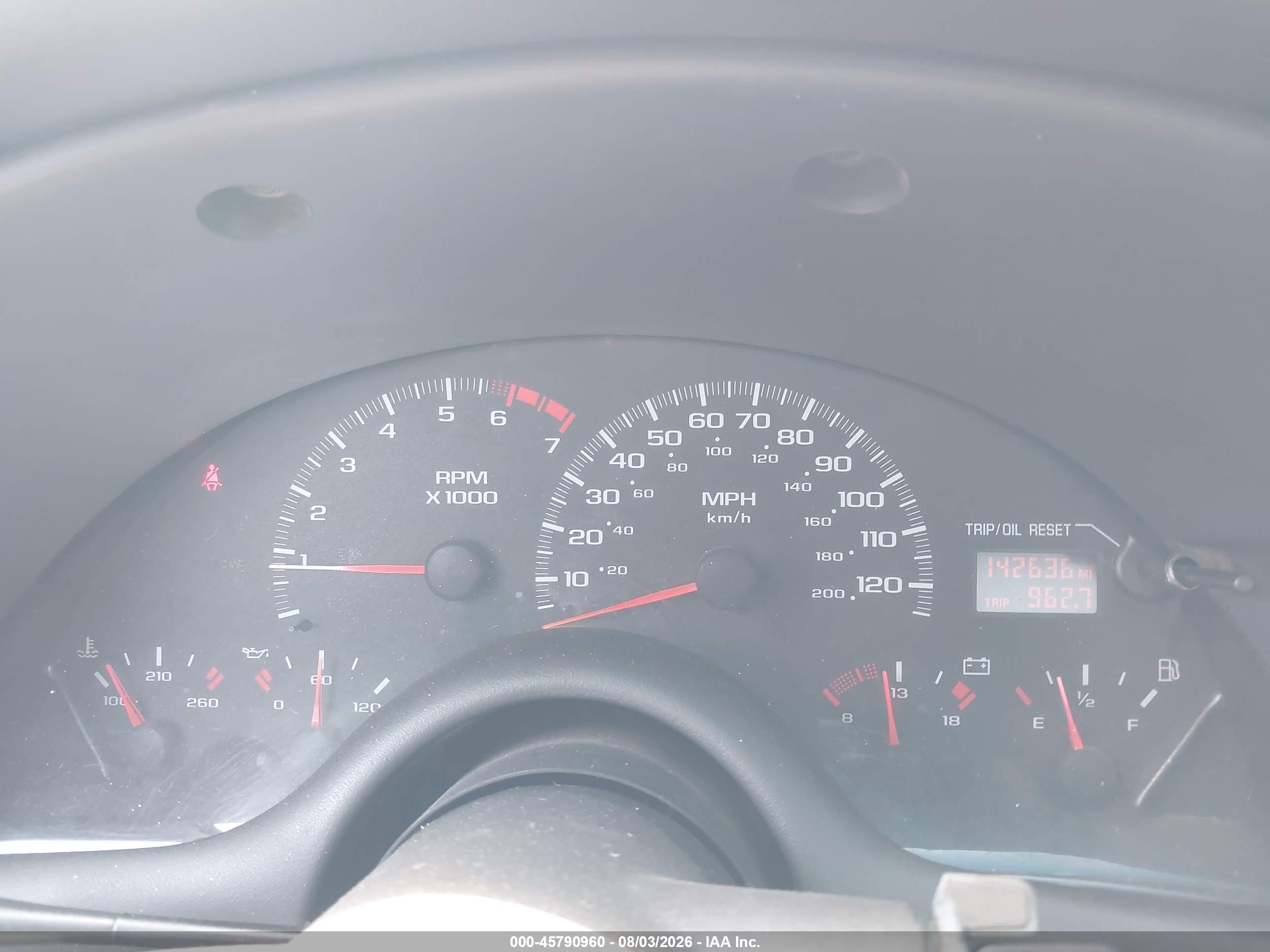 2002 Chevrolet Camaro   Gray vin: 2G1FP22K622105622