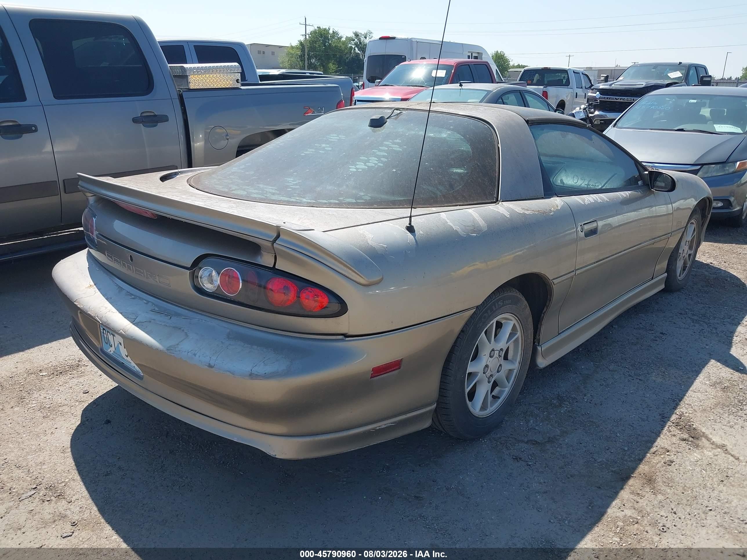 2002 Chevrolet Camaro   Gray vin: 2G1FP22K622105622