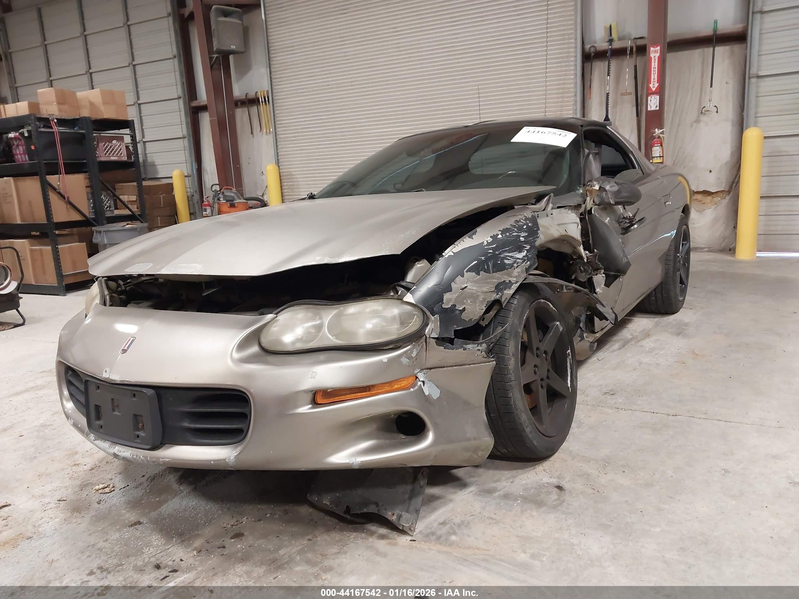1999 Chevrolet Camaro   Бежевый vin: 2G1FP22K6X2105272