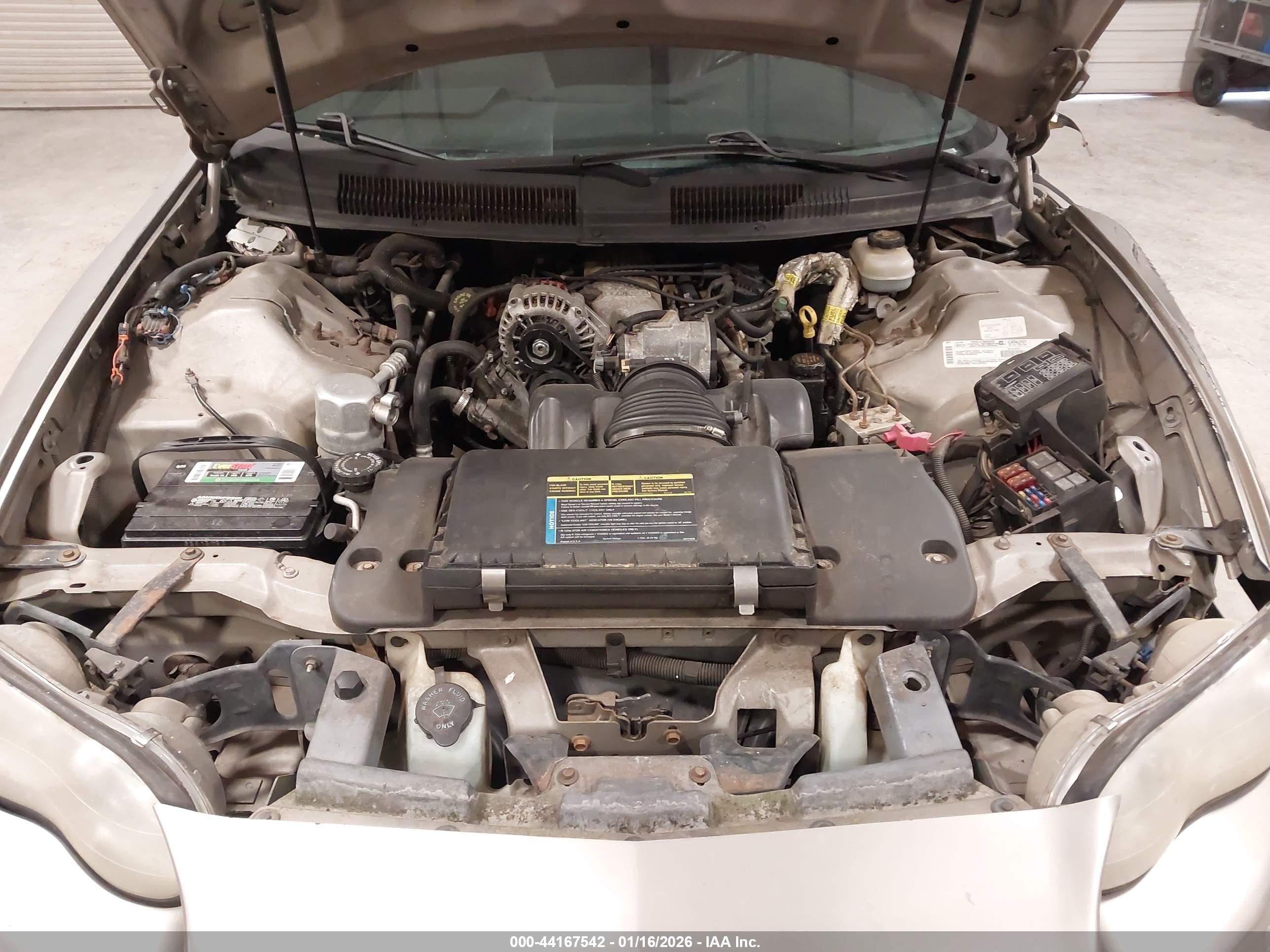 1999 Chevrolet Camaro   Бежевый vin: 2G1FP22K6X2105272
