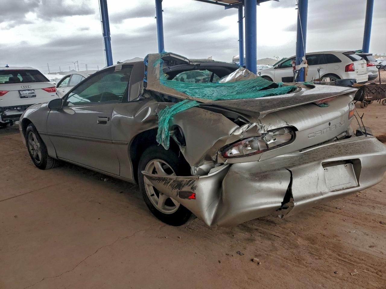 1999 Chevrolet Camaro Beige vin: 2G1FP22K6X2111394