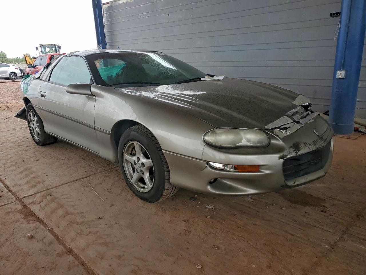 1999 Chevrolet Camaro Beige vin: 2G1FP22K6X2111394